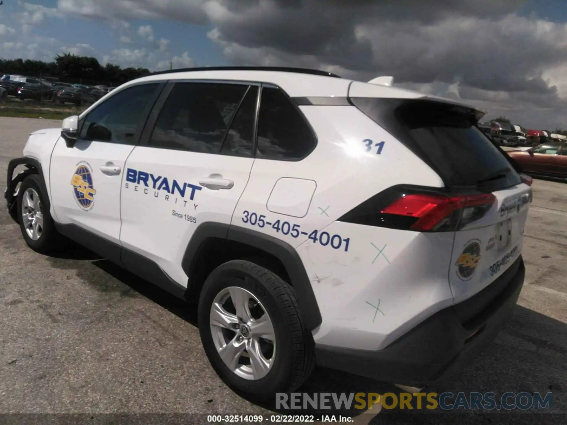 3 Photograph of a damaged car 2T3W1RFVXMC123631 TOYOTA RAV4 2021