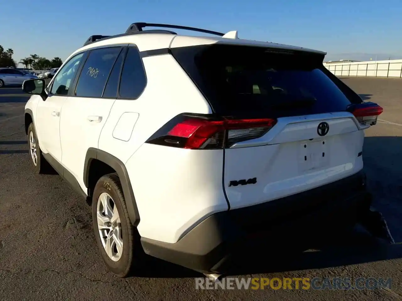 3 Photograph of a damaged car 2T3W1RFVXMC123936 TOYOTA RAV4 2021