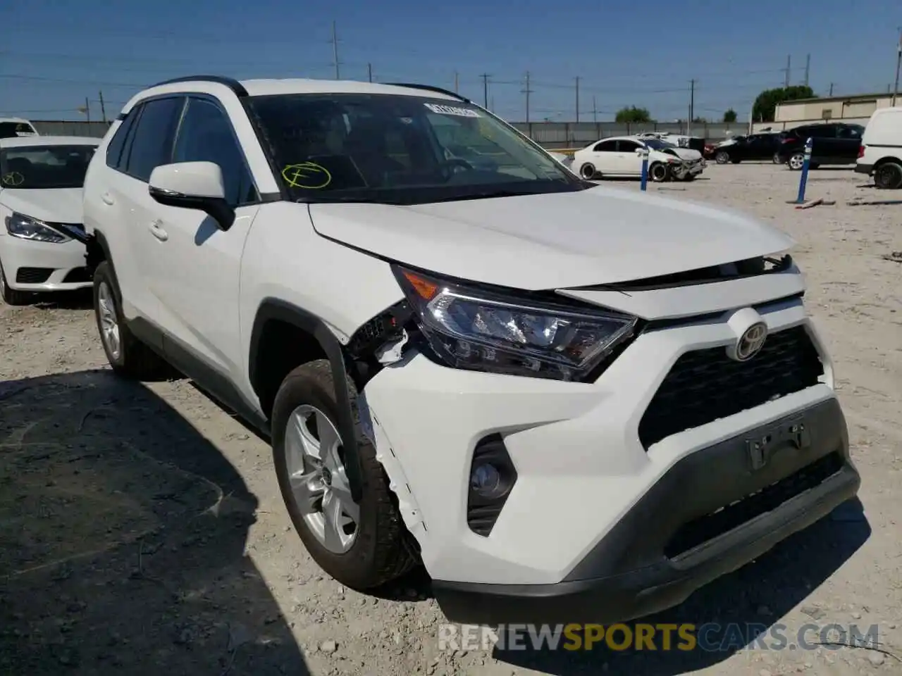 1 Photograph of a damaged car 2T3W1RFVXMC143183 TOYOTA RAV4 2021