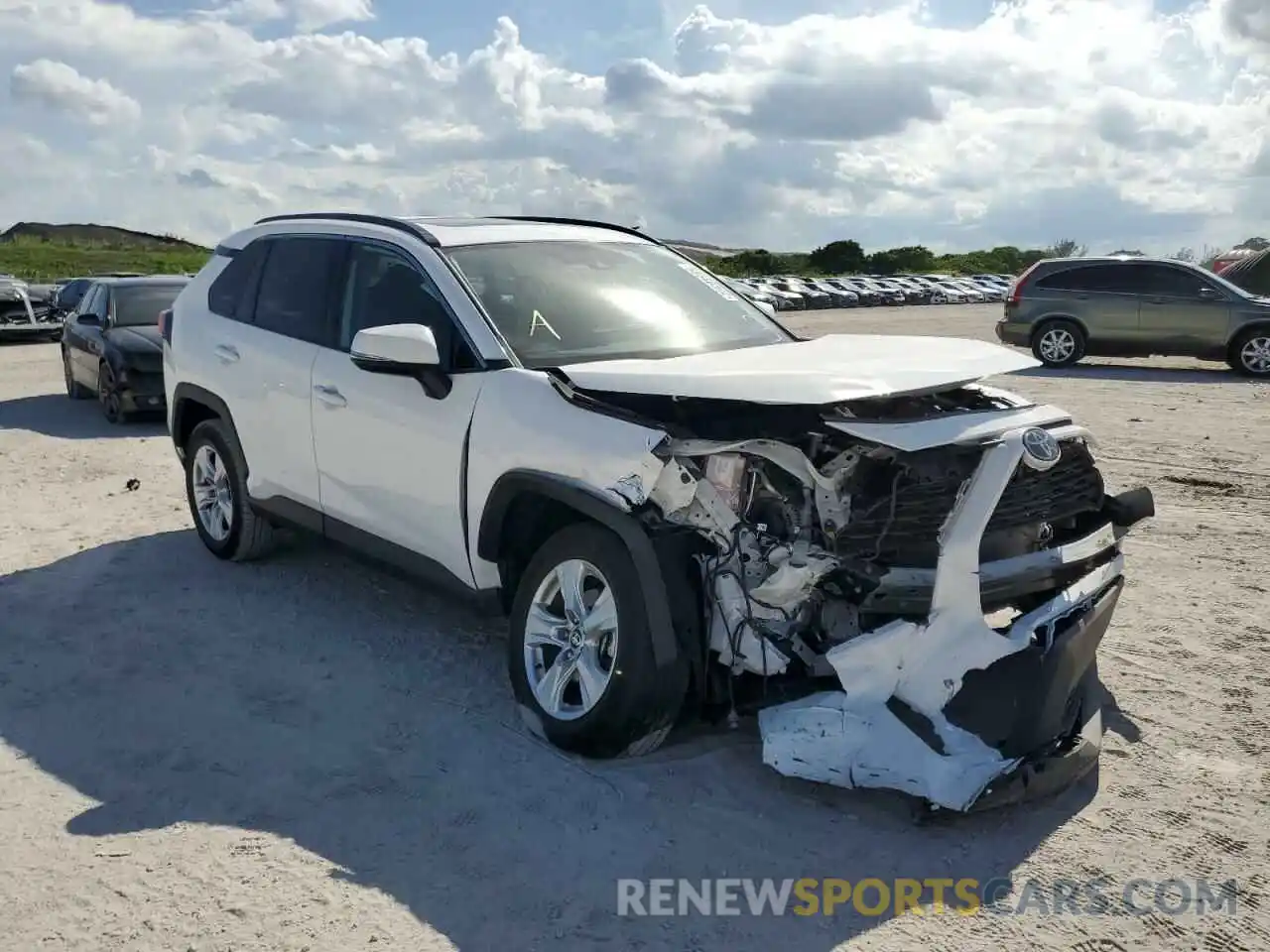 1 Photograph of a damaged car 2T3W1RFVXMC154135 TOYOTA RAV4 2021