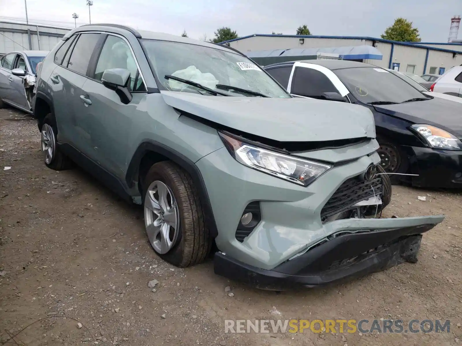 1 Photograph of a damaged car 2T3W1RFVXMW104737 TOYOTA RAV4 2021