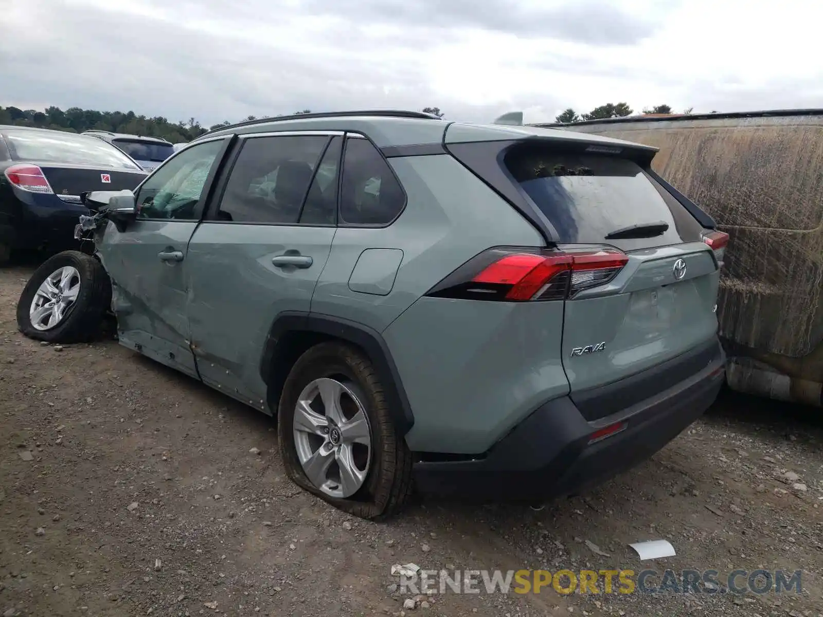 3 Photograph of a damaged car 2T3W1RFVXMW104737 TOYOTA RAV4 2021