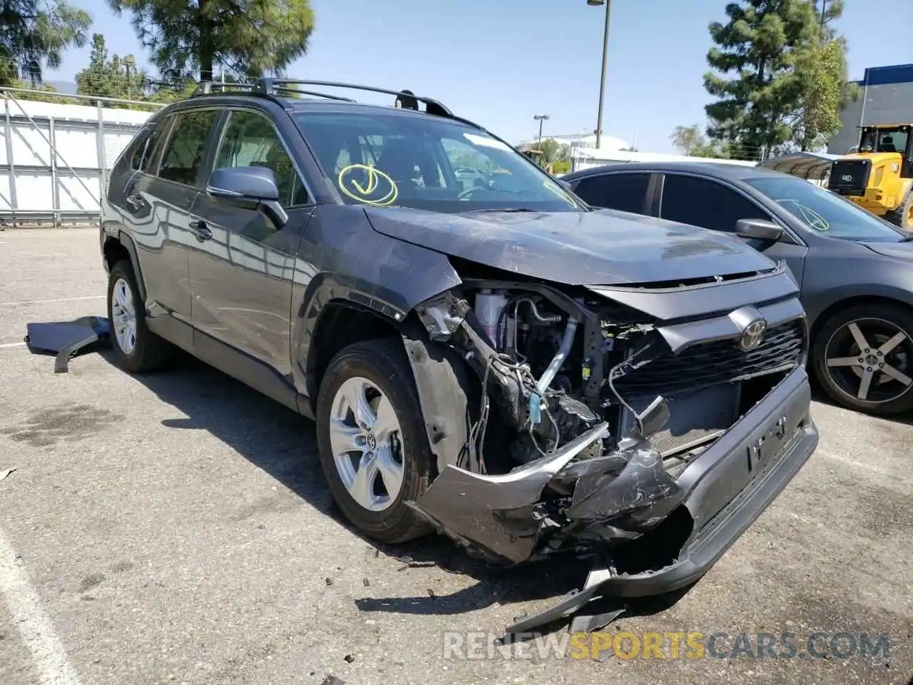 1 Photograph of a damaged car 2T3W1RFVXMW108142 TOYOTA RAV4 2021