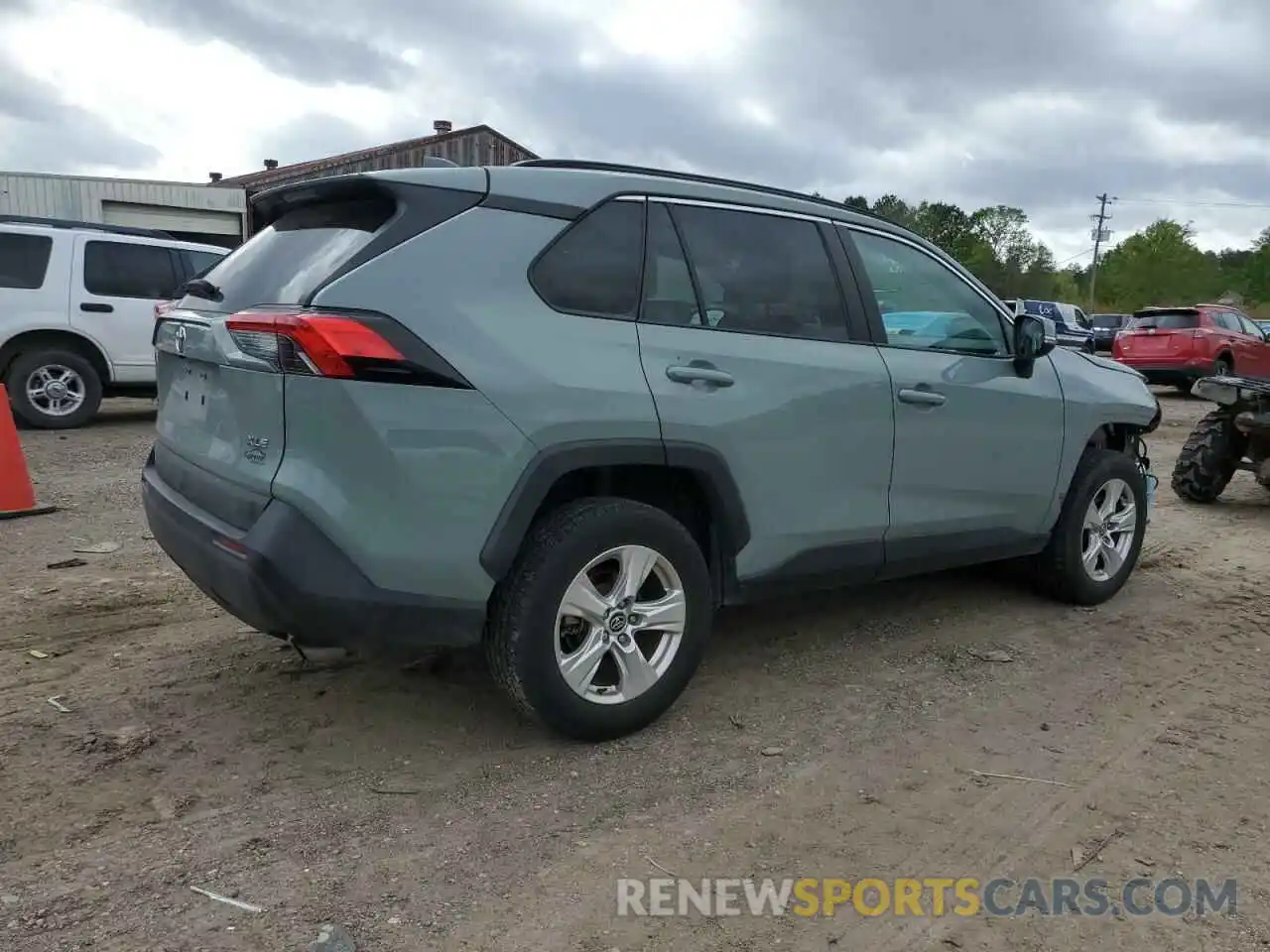 3 Photograph of a damaged car 2T3W1RFVXMW114961 TOYOTA RAV4 2021