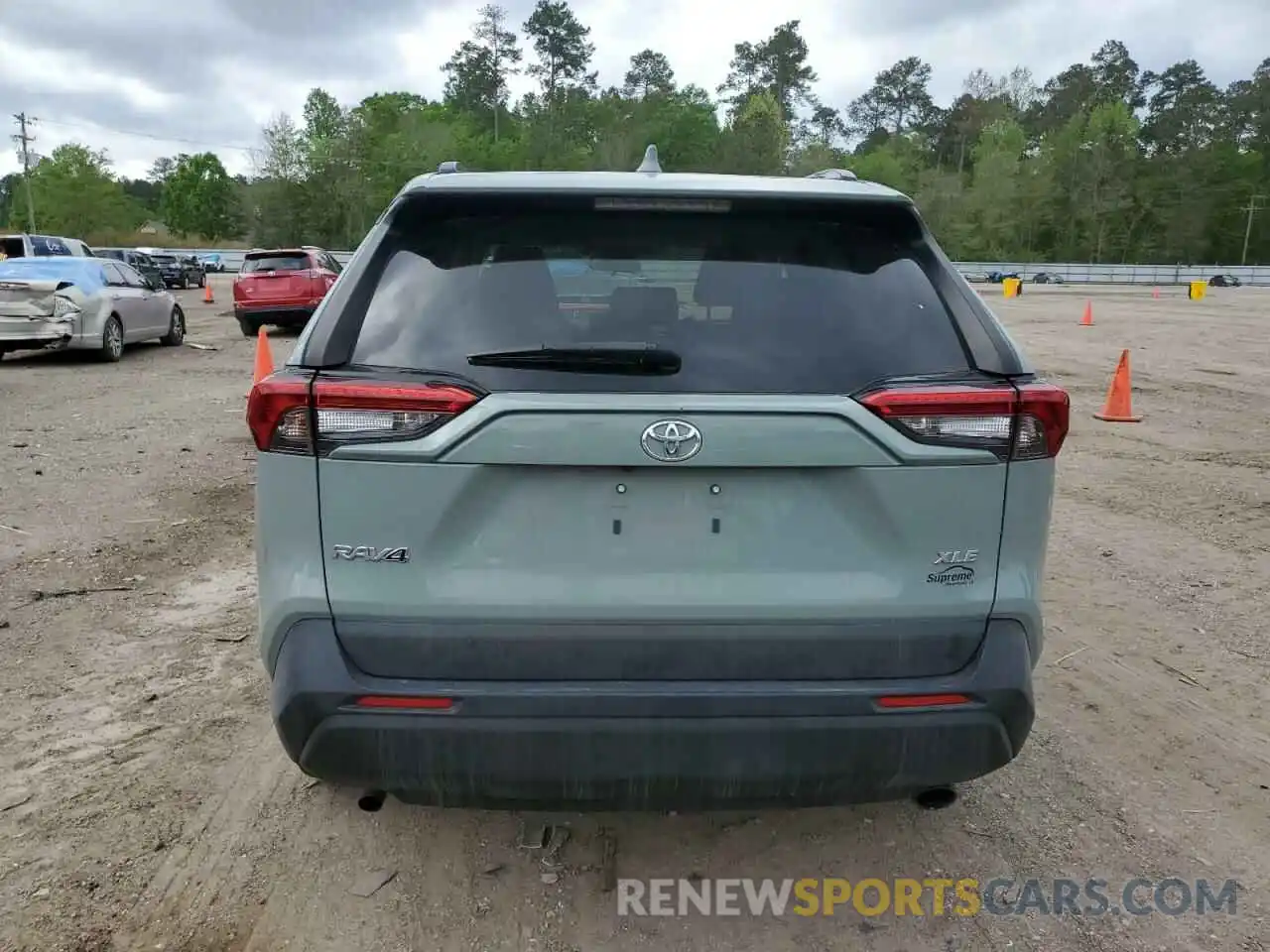 6 Photograph of a damaged car 2T3W1RFVXMW114961 TOYOTA RAV4 2021