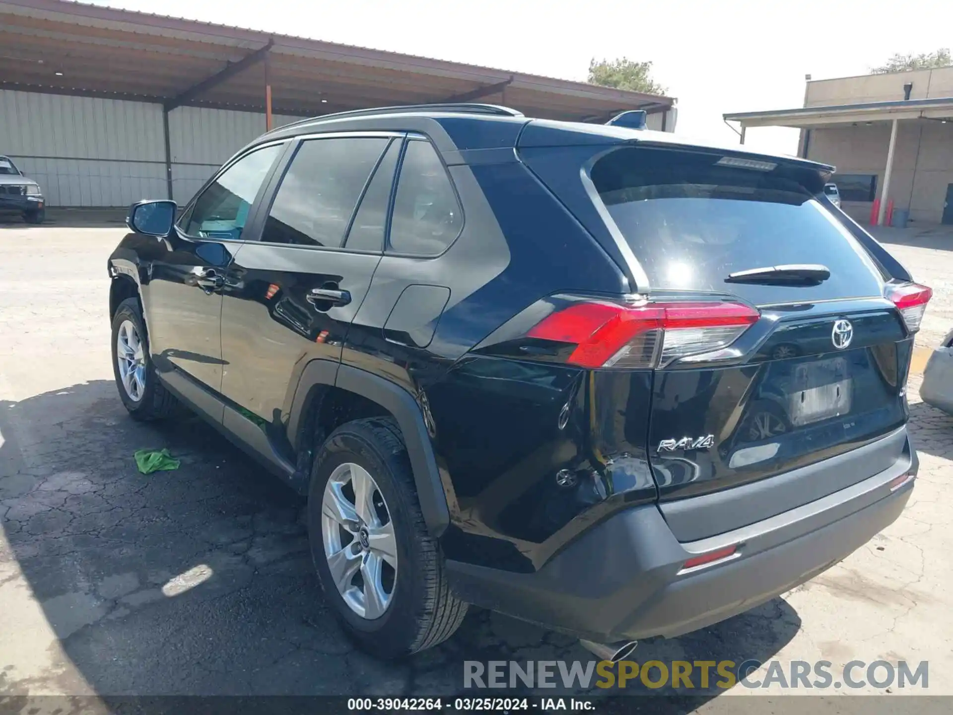 3 Photograph of a damaged car 2T3W1RFVXMW116421 TOYOTA RAV4 2021