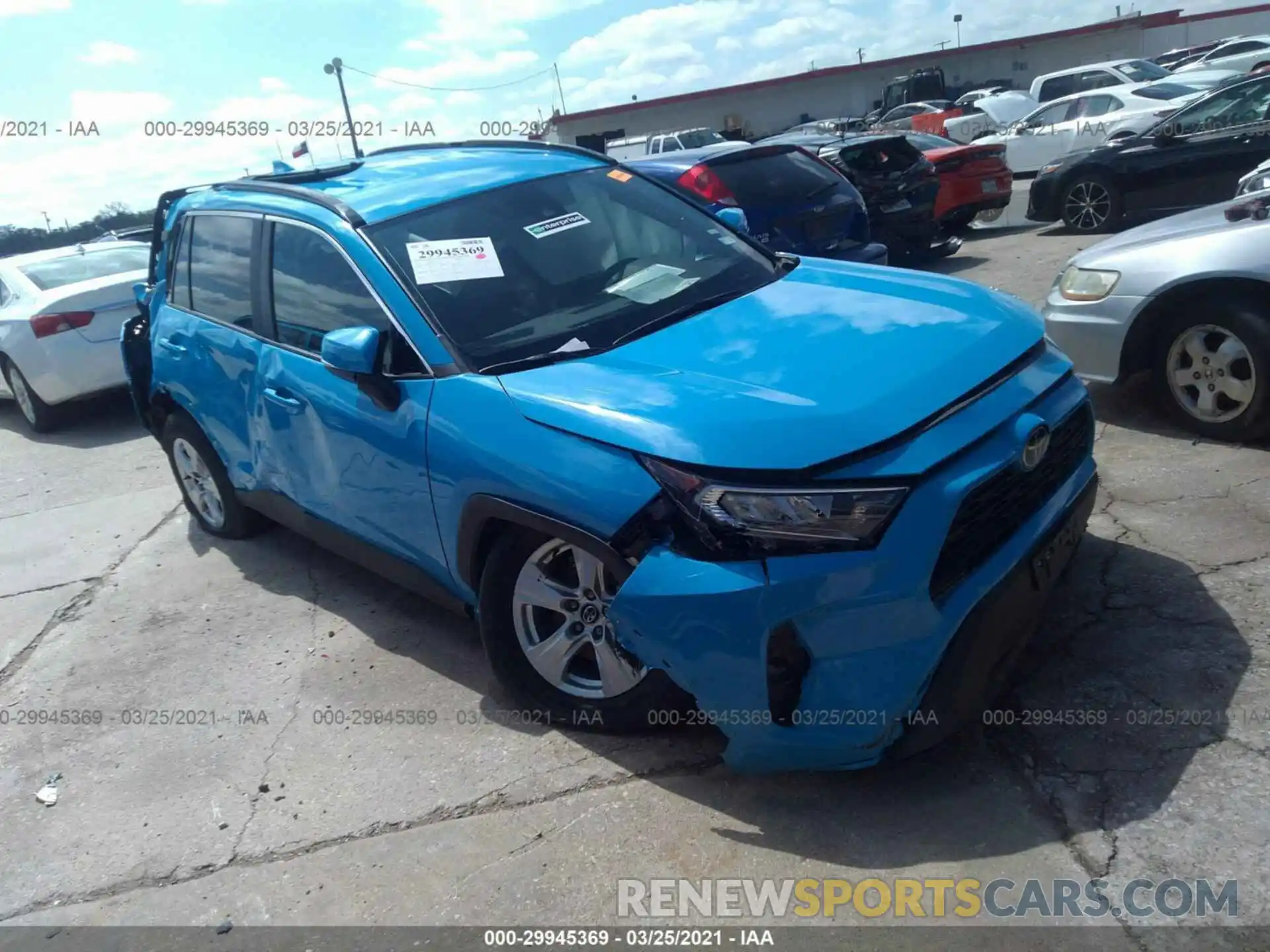 1 Photograph of a damaged car 2T3W1RFVXMW118668 TOYOTA RAV4 2021