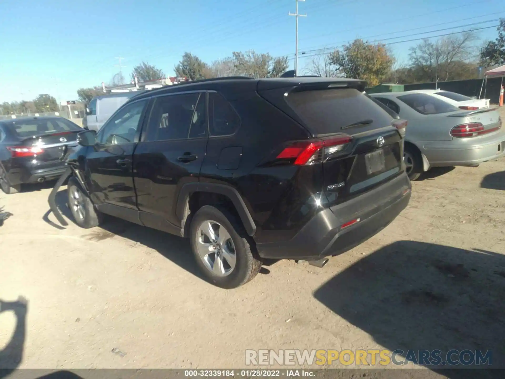 3 Photograph of a damaged car 2T3W1RFVXMW118749 TOYOTA RAV4 2021