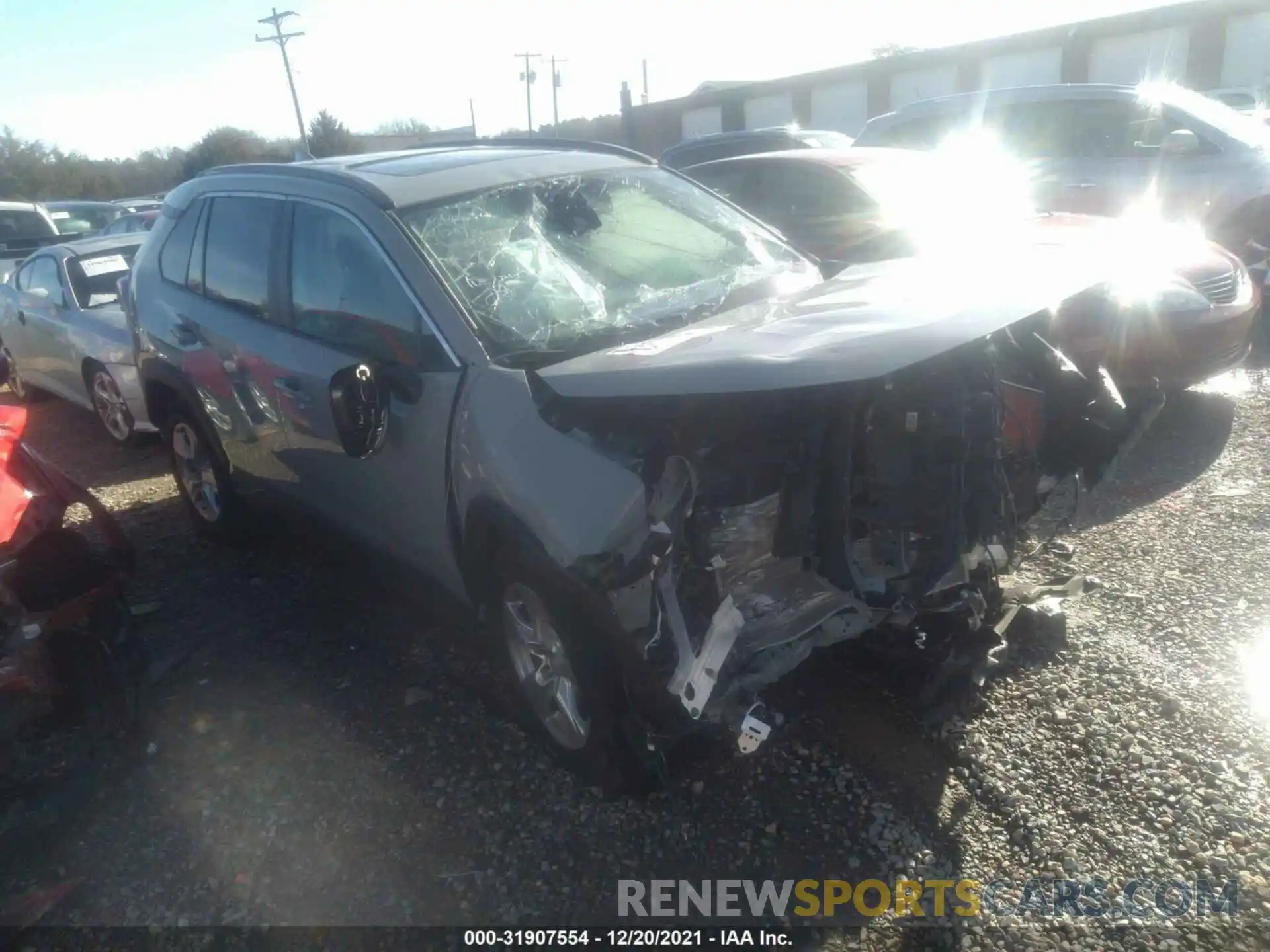 1 Photograph of a damaged car 2T3W1RFVXMW118993 TOYOTA RAV4 2021