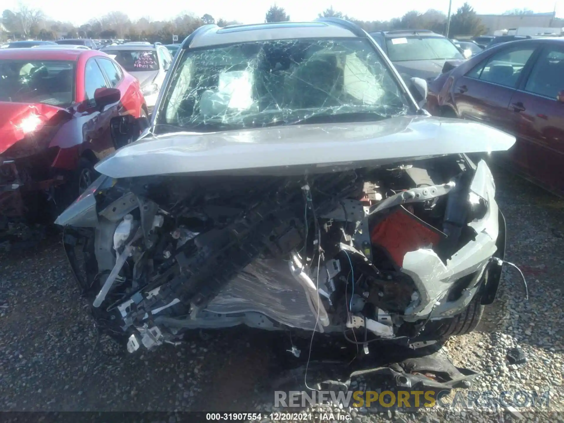 6 Photograph of a damaged car 2T3W1RFVXMW118993 TOYOTA RAV4 2021