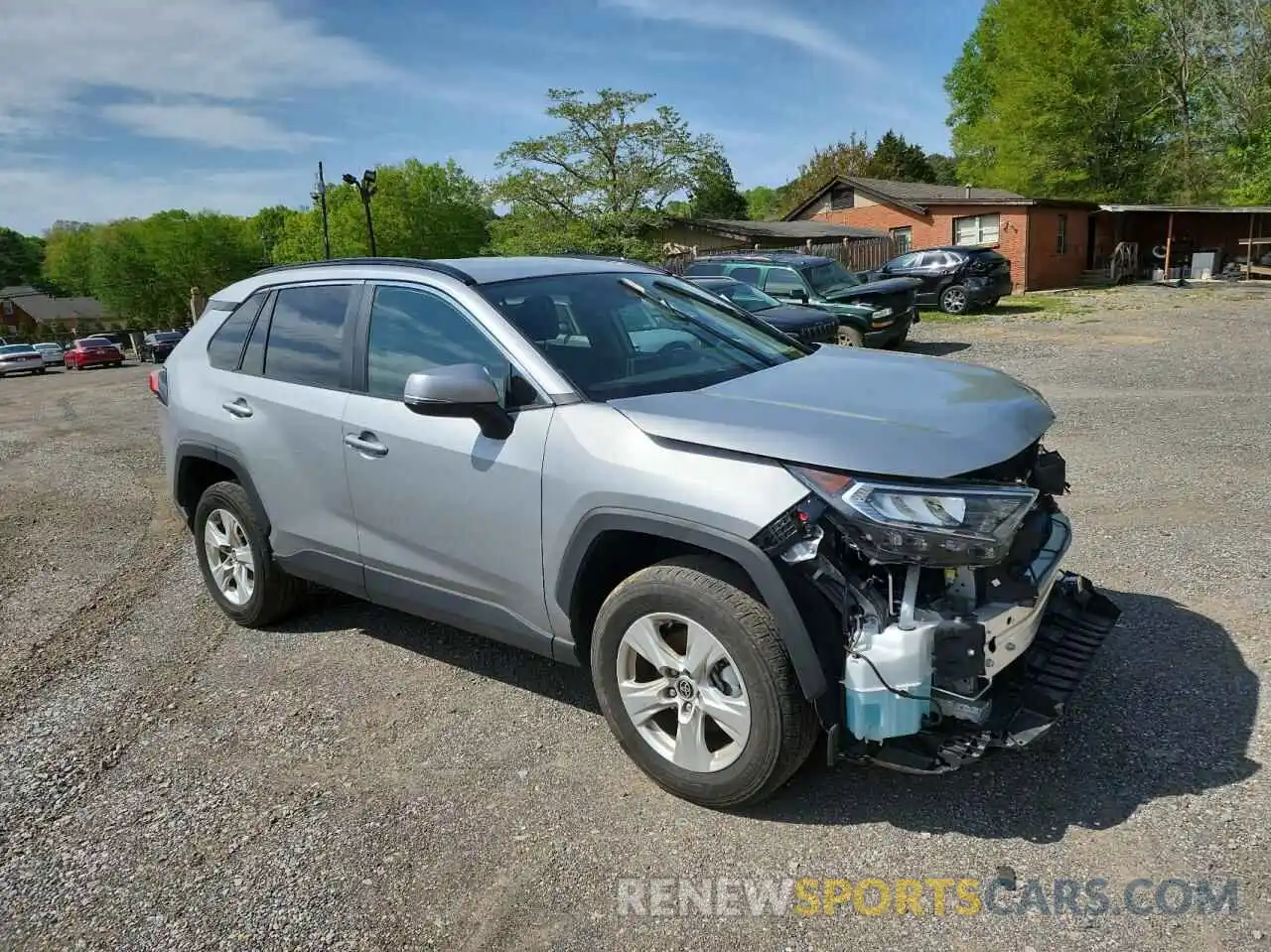 1 Photograph of a damaged car 2T3W1RFVXMW137348 TOYOTA RAV4 2021