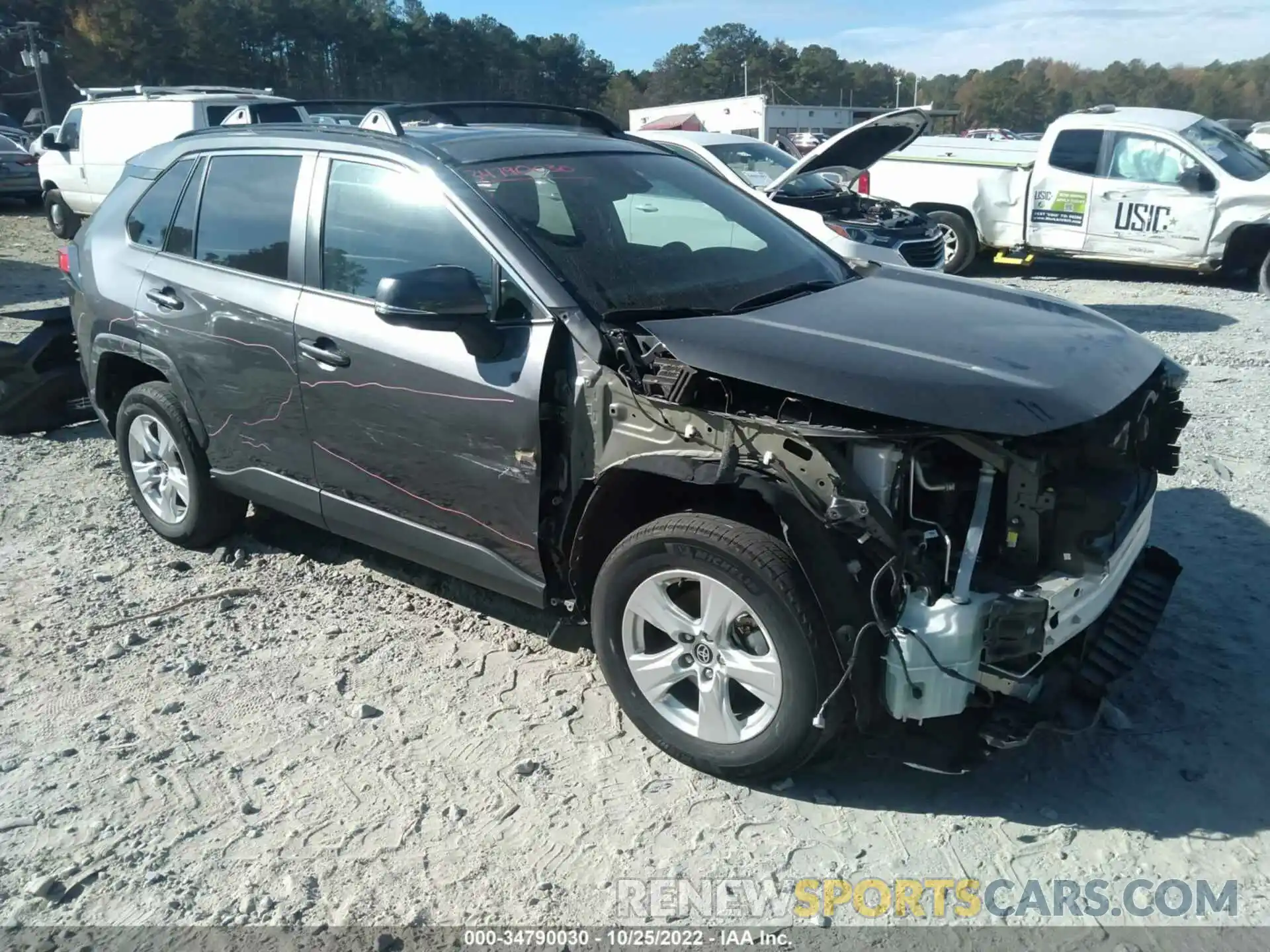 1 Photograph of a damaged car 2T3W1RFVXMW138595 TOYOTA RAV4 2021