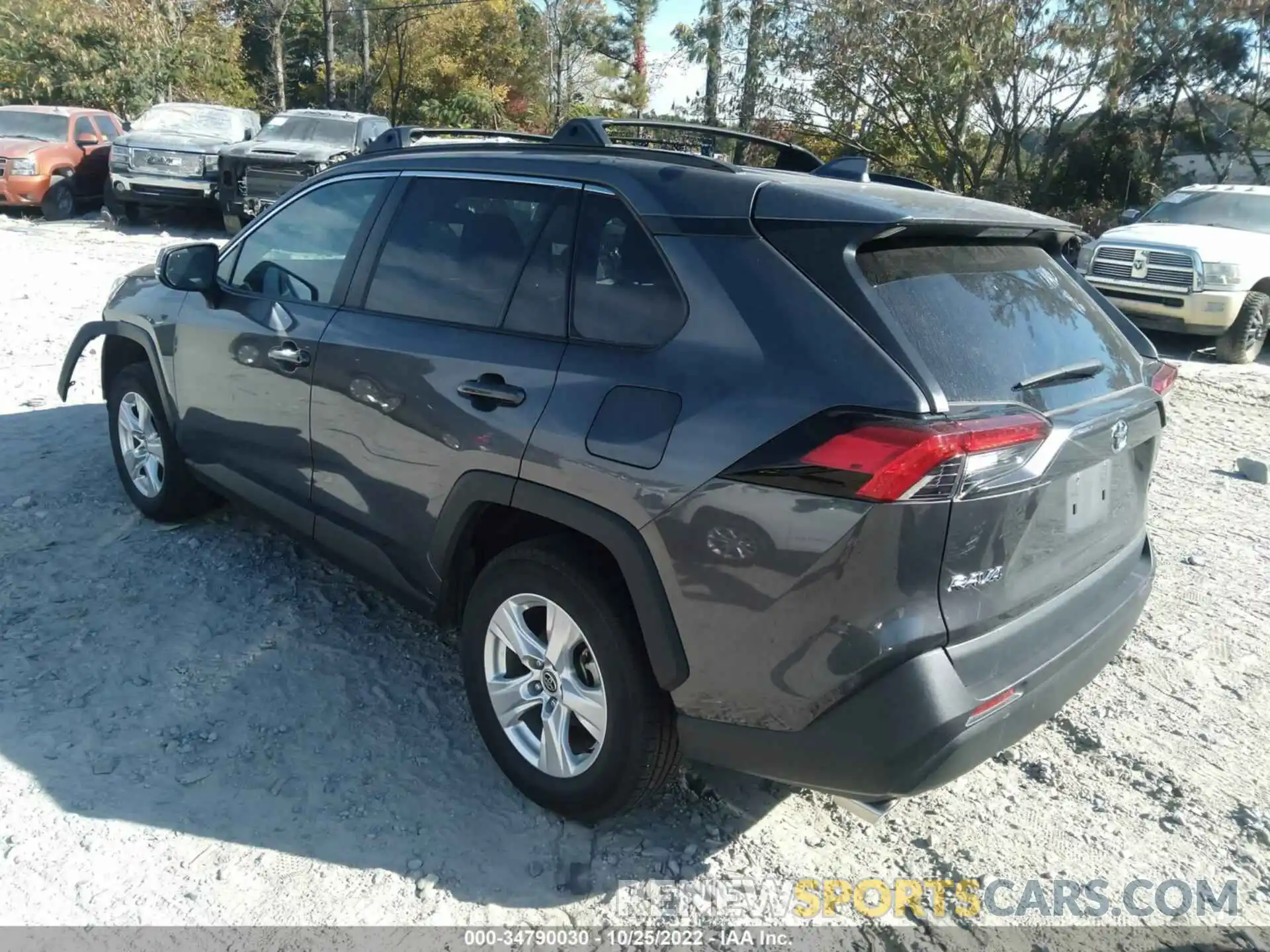 3 Photograph of a damaged car 2T3W1RFVXMW138595 TOYOTA RAV4 2021