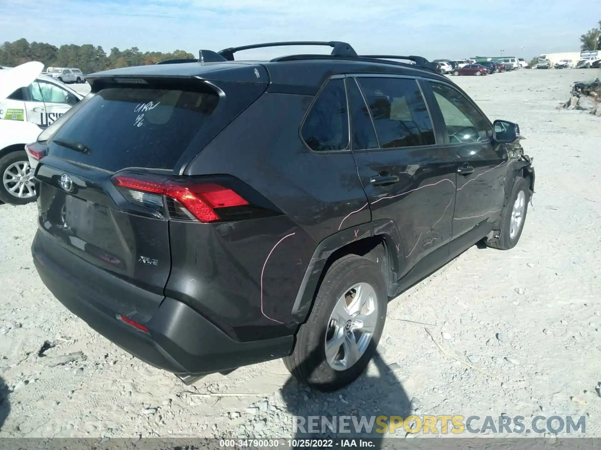 4 Photograph of a damaged car 2T3W1RFVXMW138595 TOYOTA RAV4 2021