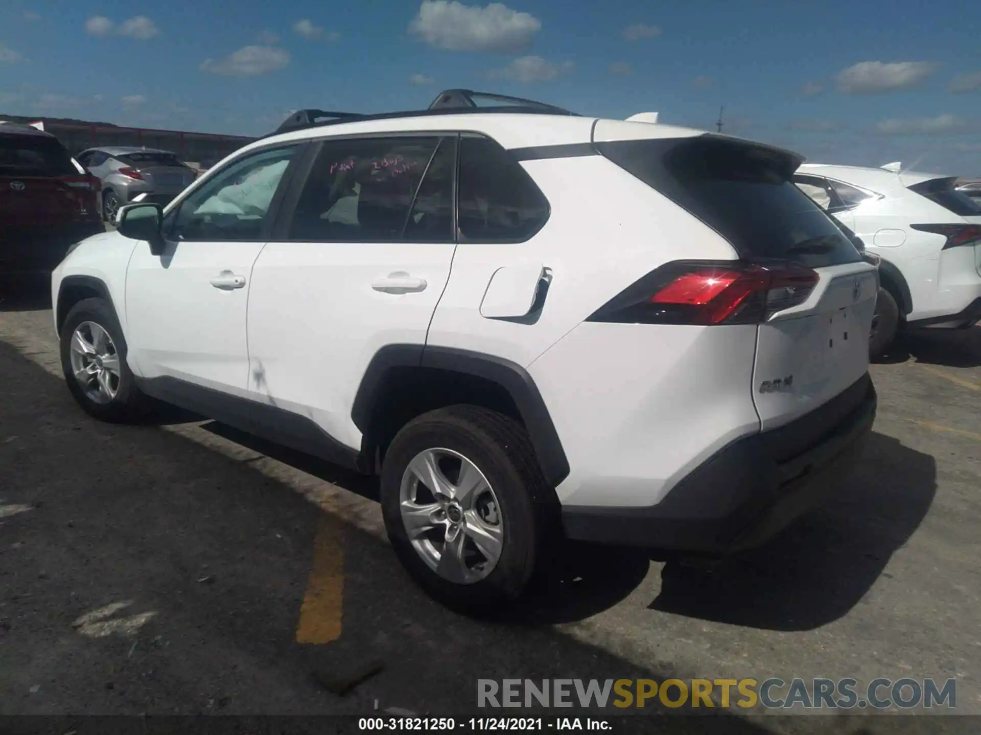 3 Photograph of a damaged car 2T3W1RFVXMW163660 TOYOTA RAV4 2021