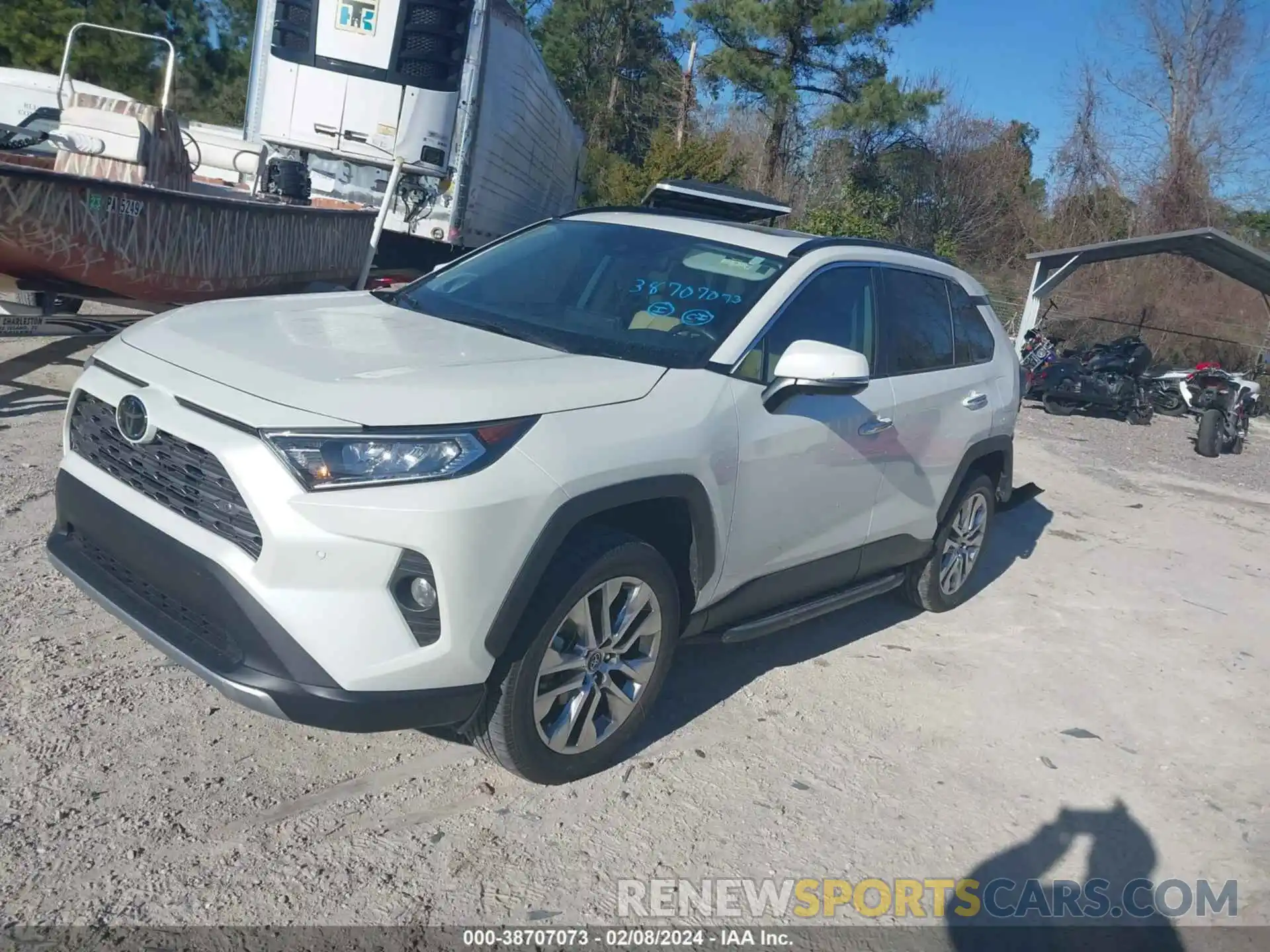 2 Photograph of a damaged car 2T3Y1RFV0MW123936 TOYOTA RAV4 2021