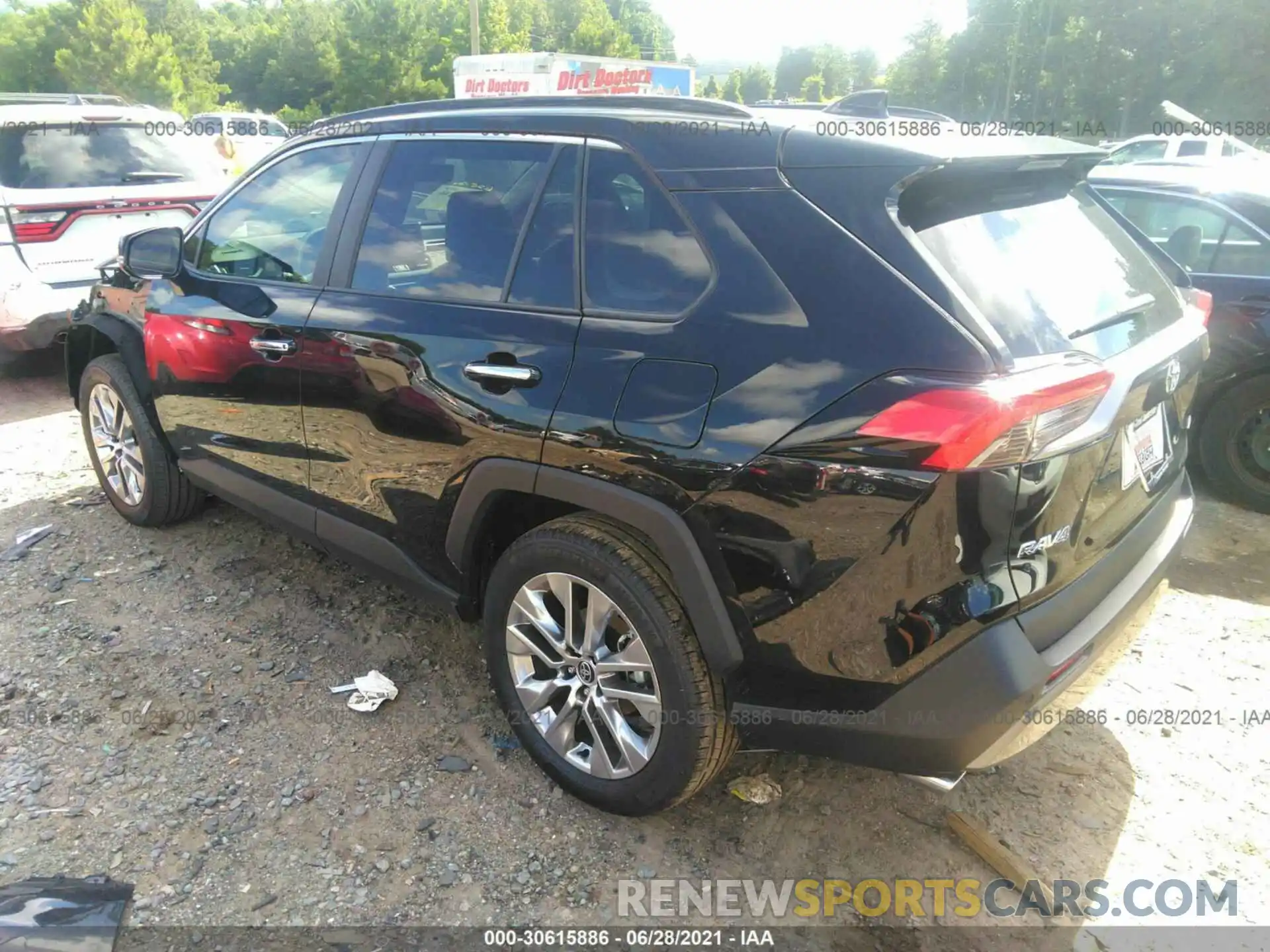 3 Photograph of a damaged car 2T3Y1RFV3MC139663 TOYOTA RAV4 2021