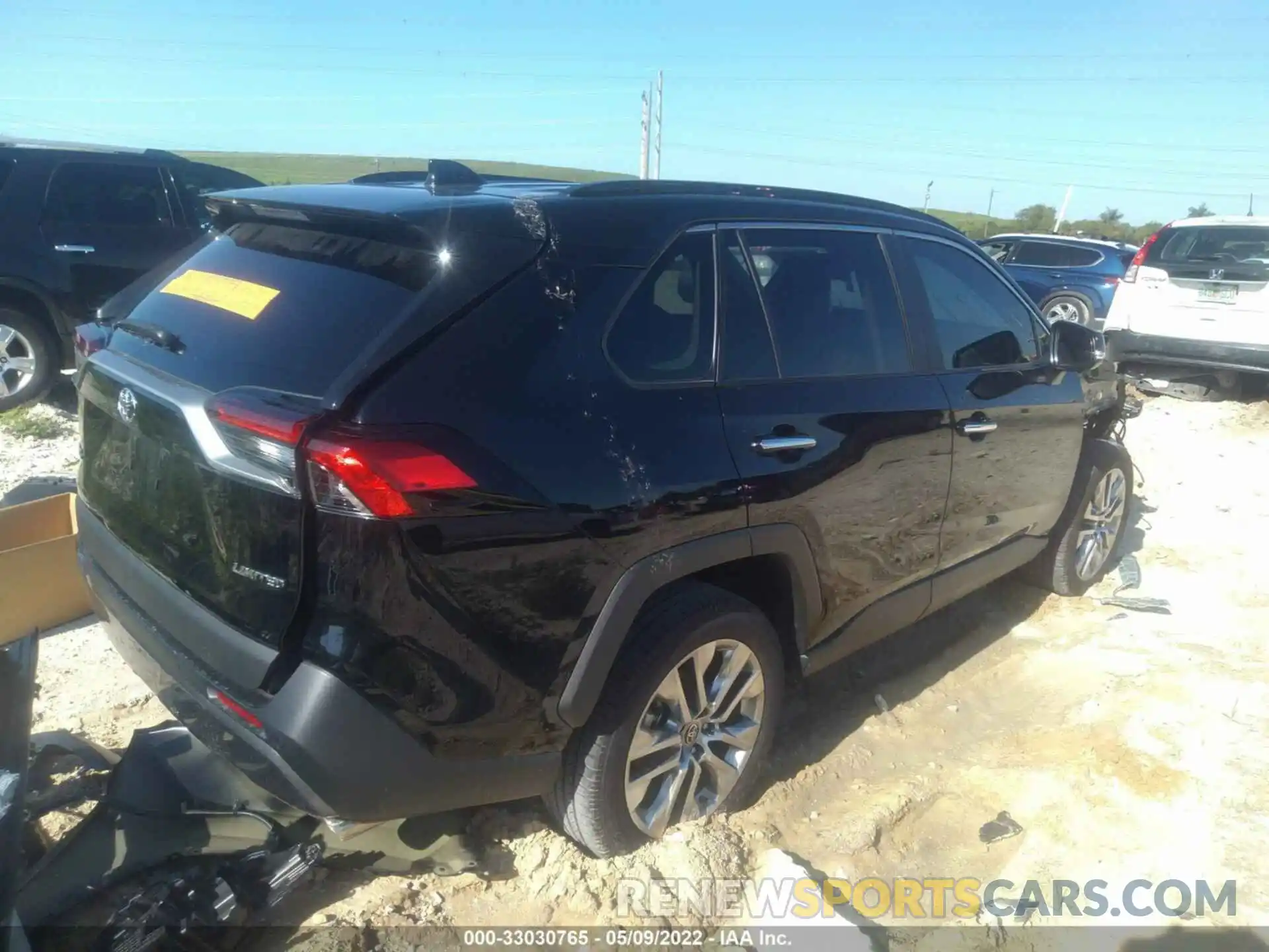 4 Photograph of a damaged car 2T3Y1RFV6MC145019 TOYOTA RAV4 2021