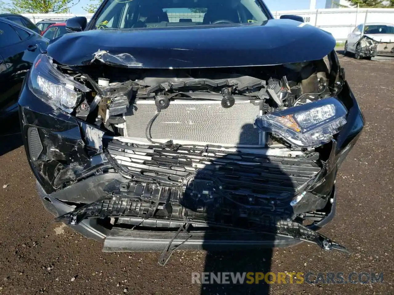 9 Photograph of a damaged car 2T3Z1RFV1MW184667 TOYOTA RAV4 2021