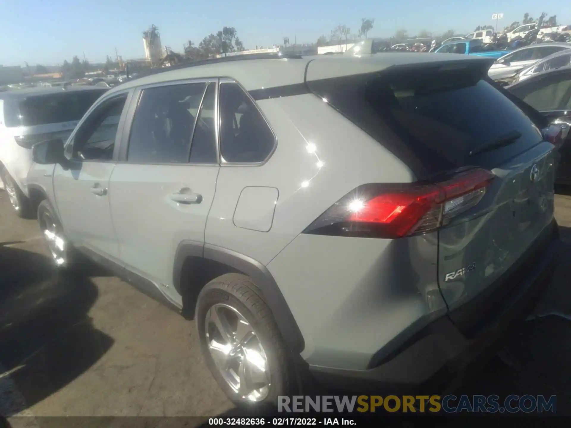 3 Photograph of a damaged car 4T3B6RFV1MU020726 TOYOTA RAV4 2021