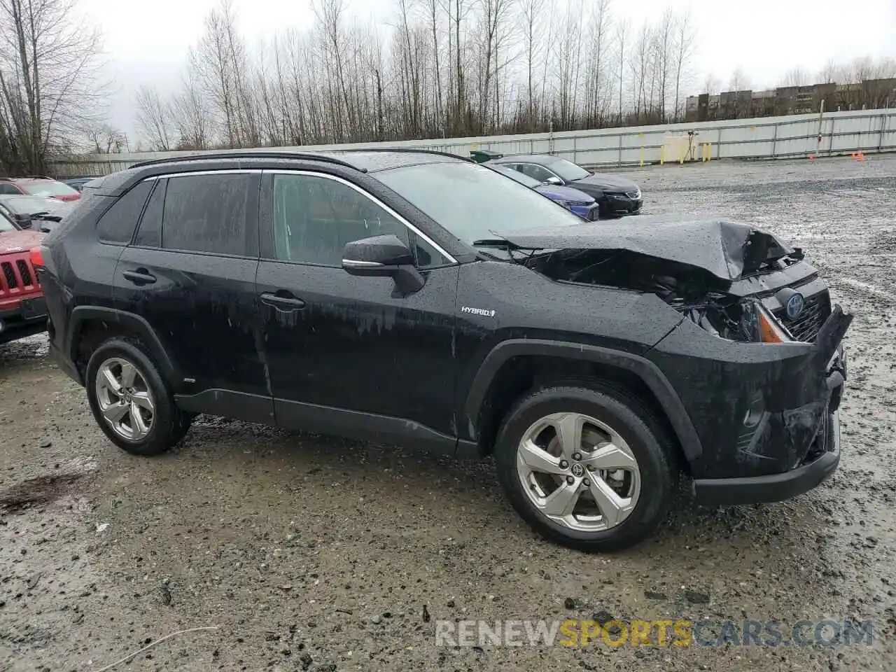 4 Photograph of a damaged car 4T3B6RFV1MU045366 TOYOTA RAV4 2021