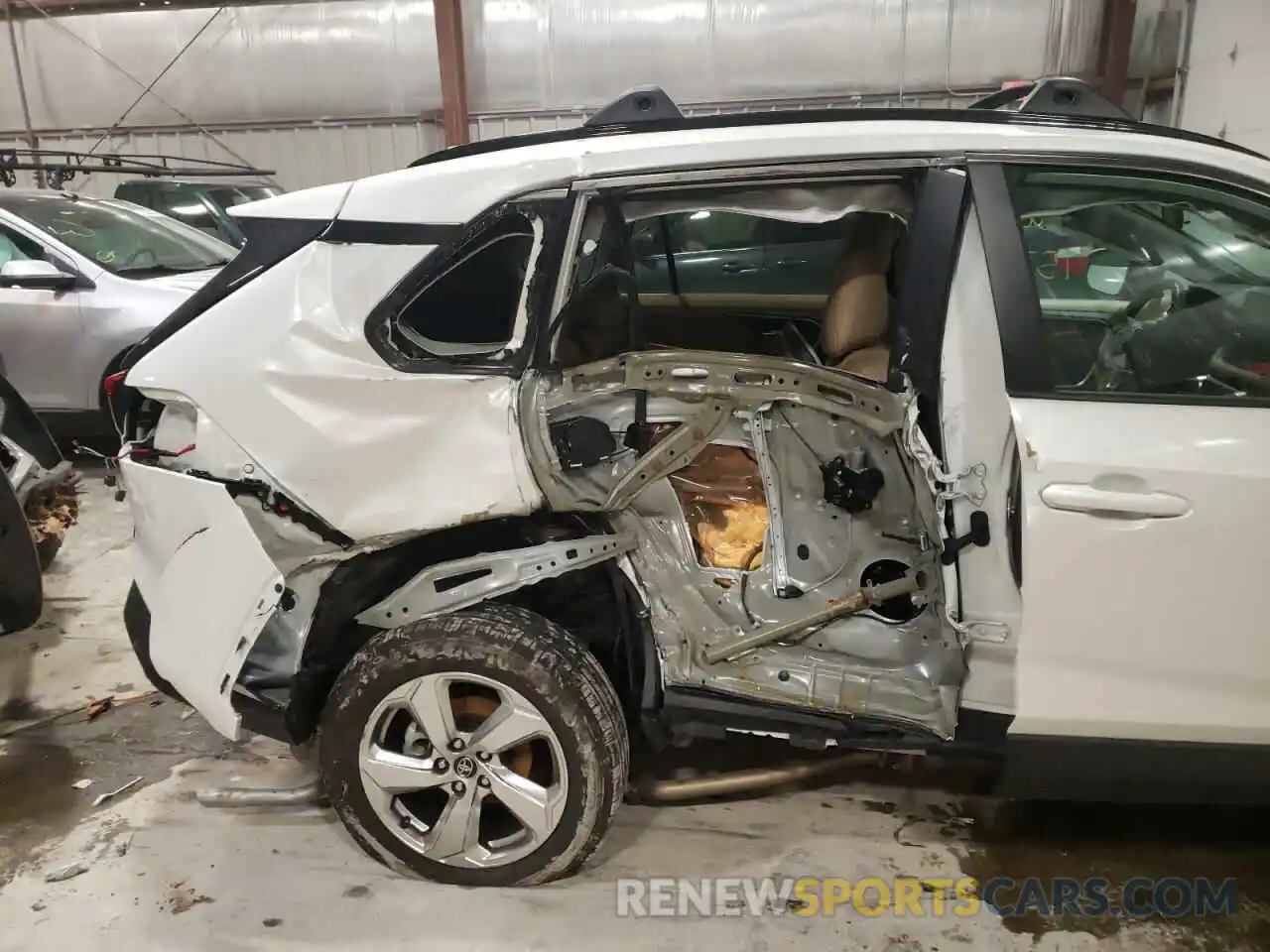 9 Photograph of a damaged car 4T3B6RFV2MU018080 TOYOTA RAV4 2021