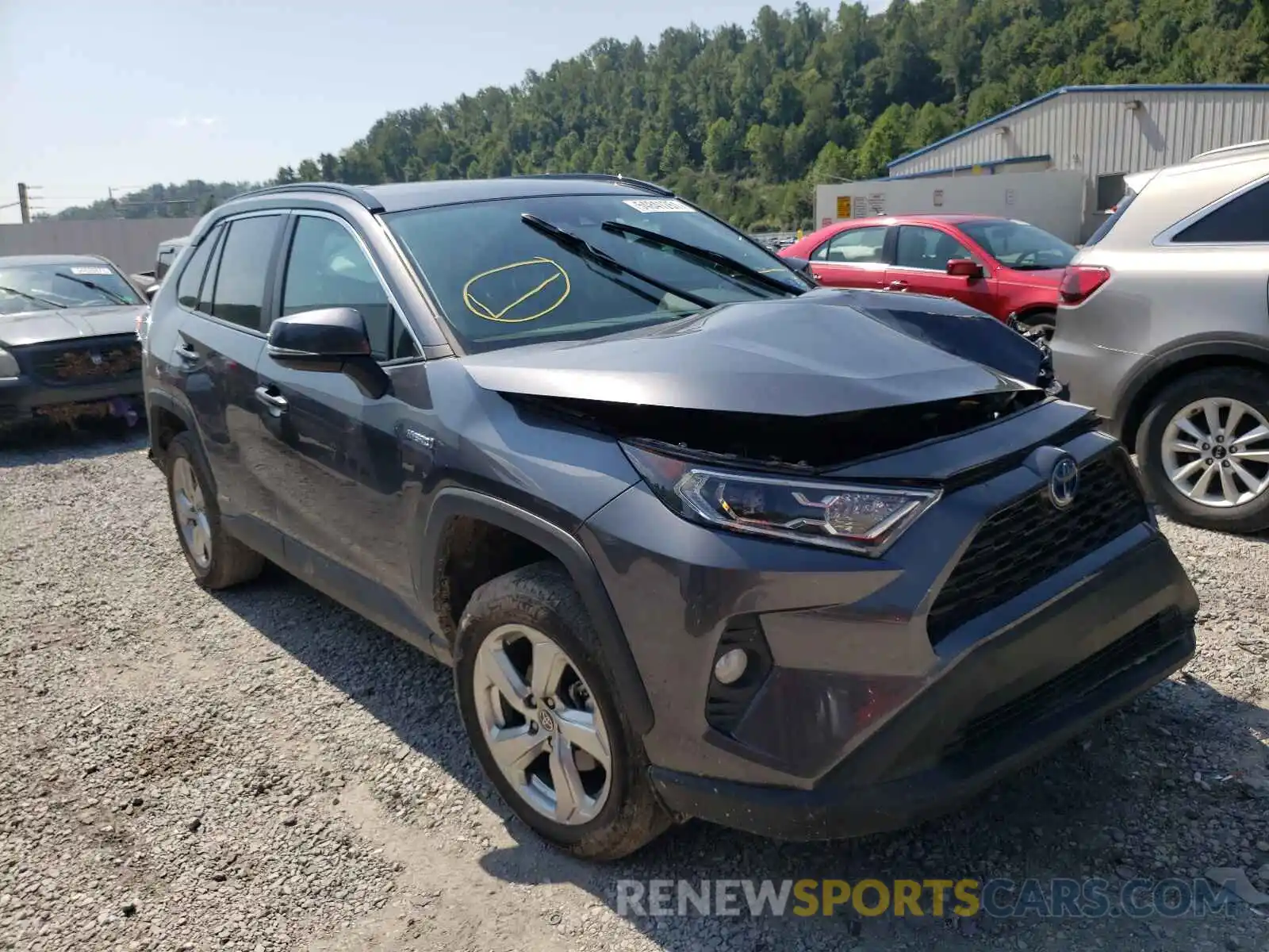 1 Photograph of a damaged car 4T3B6RFV2MU033078 TOYOTA RAV4 2021