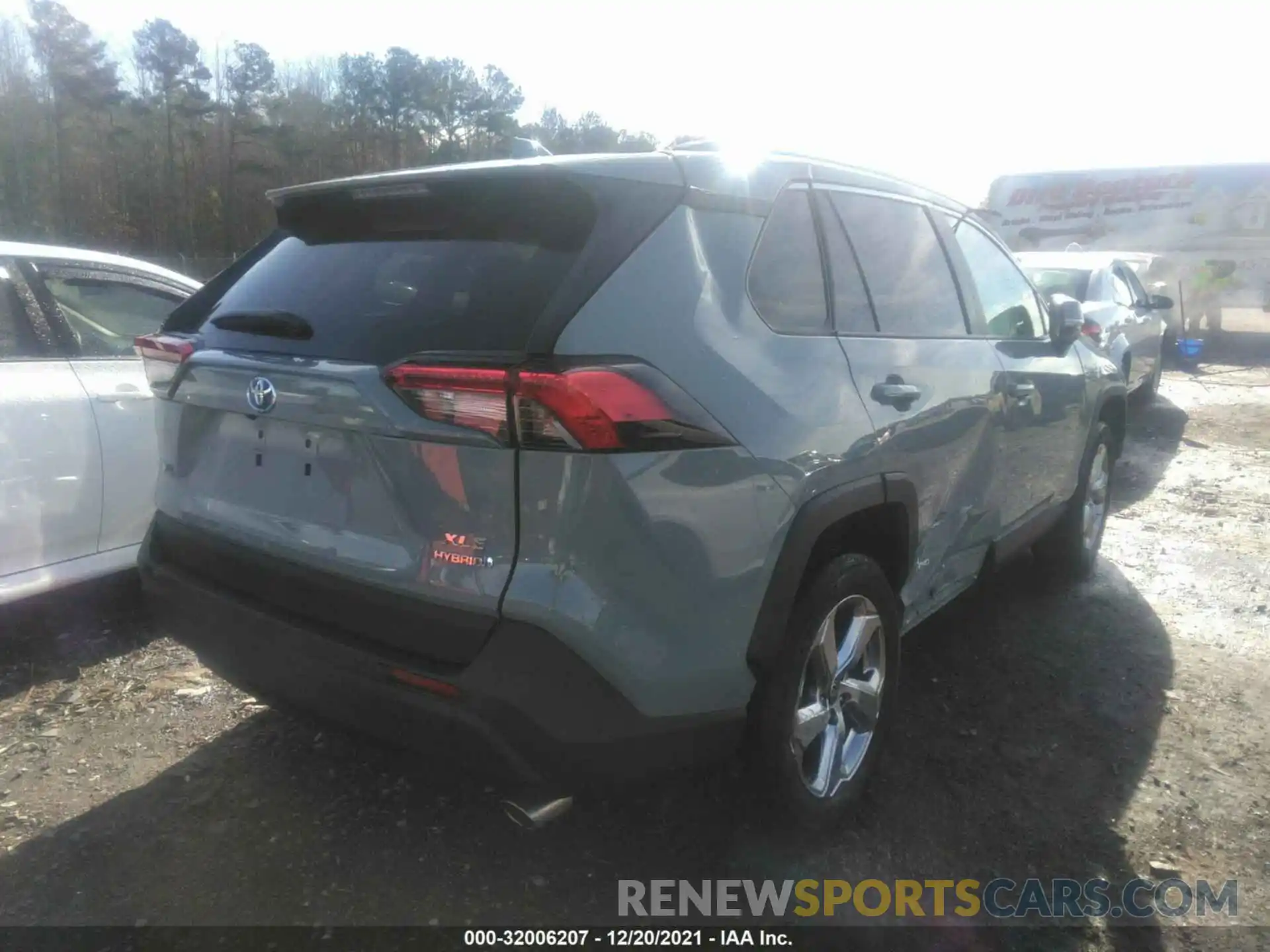 4 Photograph of a damaged car 4T3B6RFV2MU035252 TOYOTA RAV4 2021