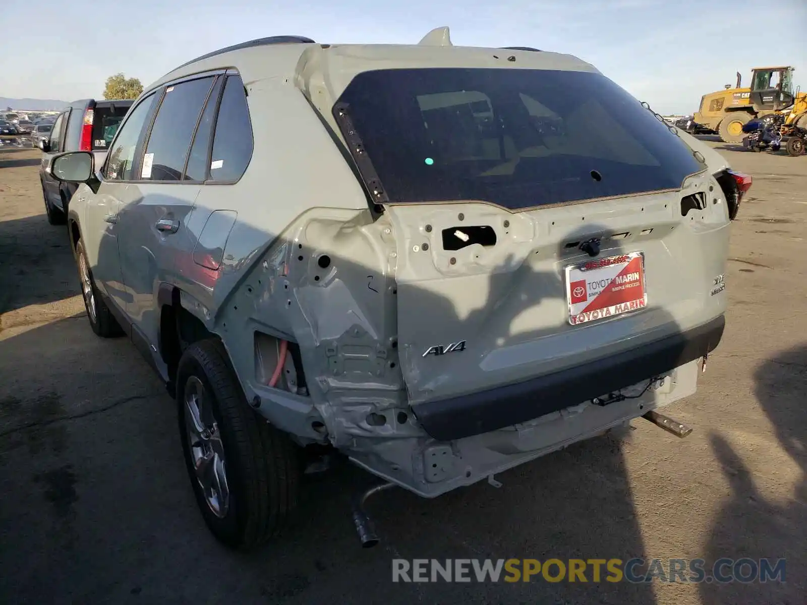 3 Photograph of a damaged car 4T3B6RFV4MU011826 TOYOTA RAV4 2021