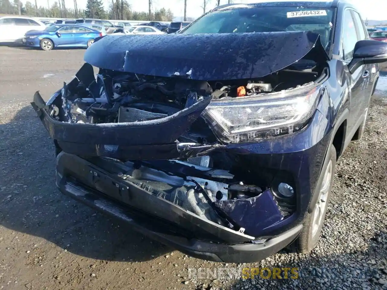 9 Photograph of a damaged car 4T3B6RFV4MU044907 TOYOTA RAV4 2021