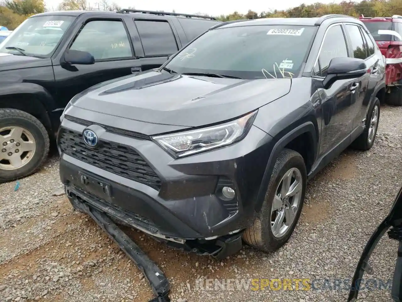 2 Photograph of a damaged car 4T3B6RFV4MU046091 TOYOTA RAV4 2021