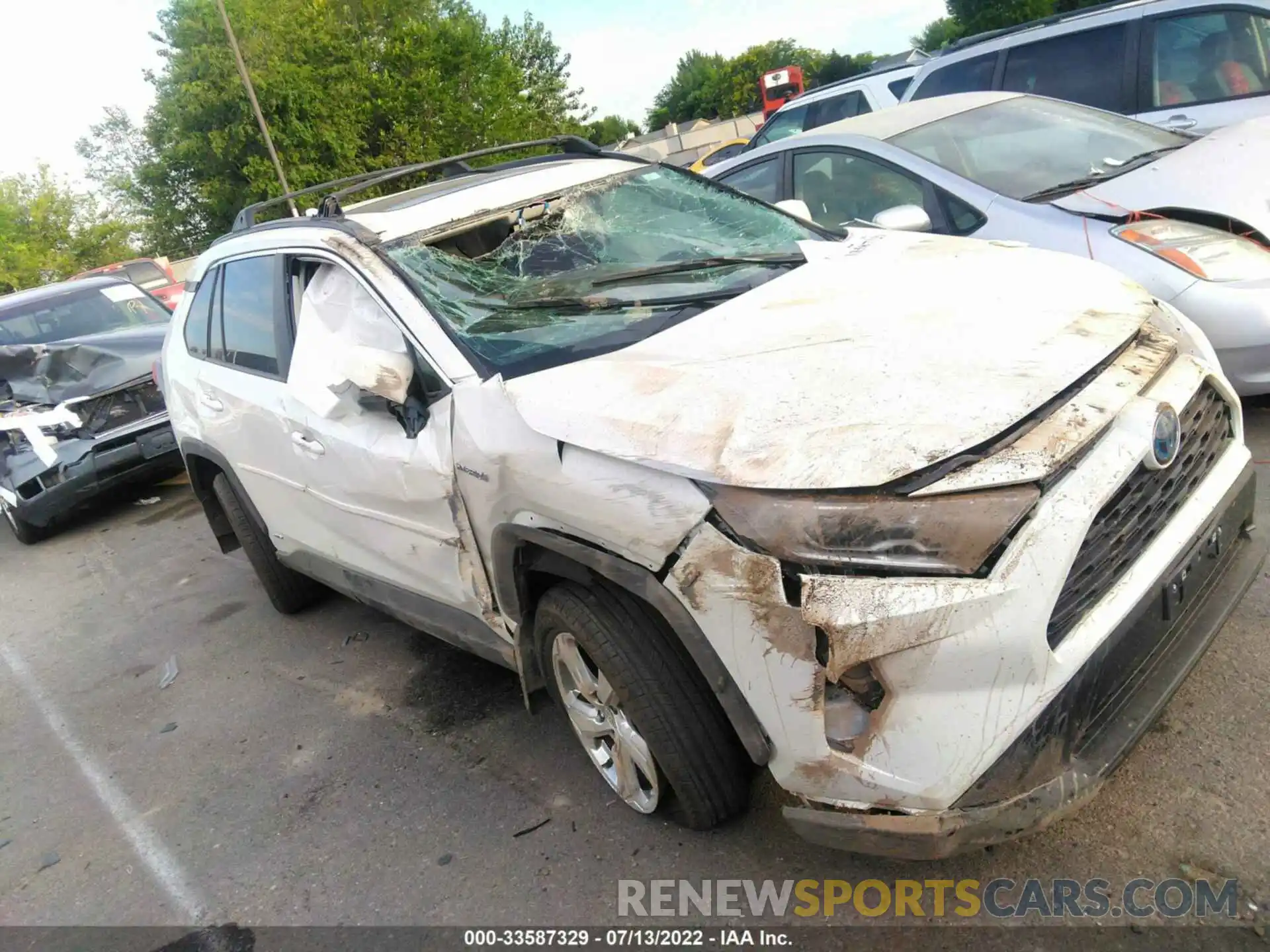 1 Photograph of a damaged car 4T3B6RFV4MU064199 TOYOTA RAV4 2021