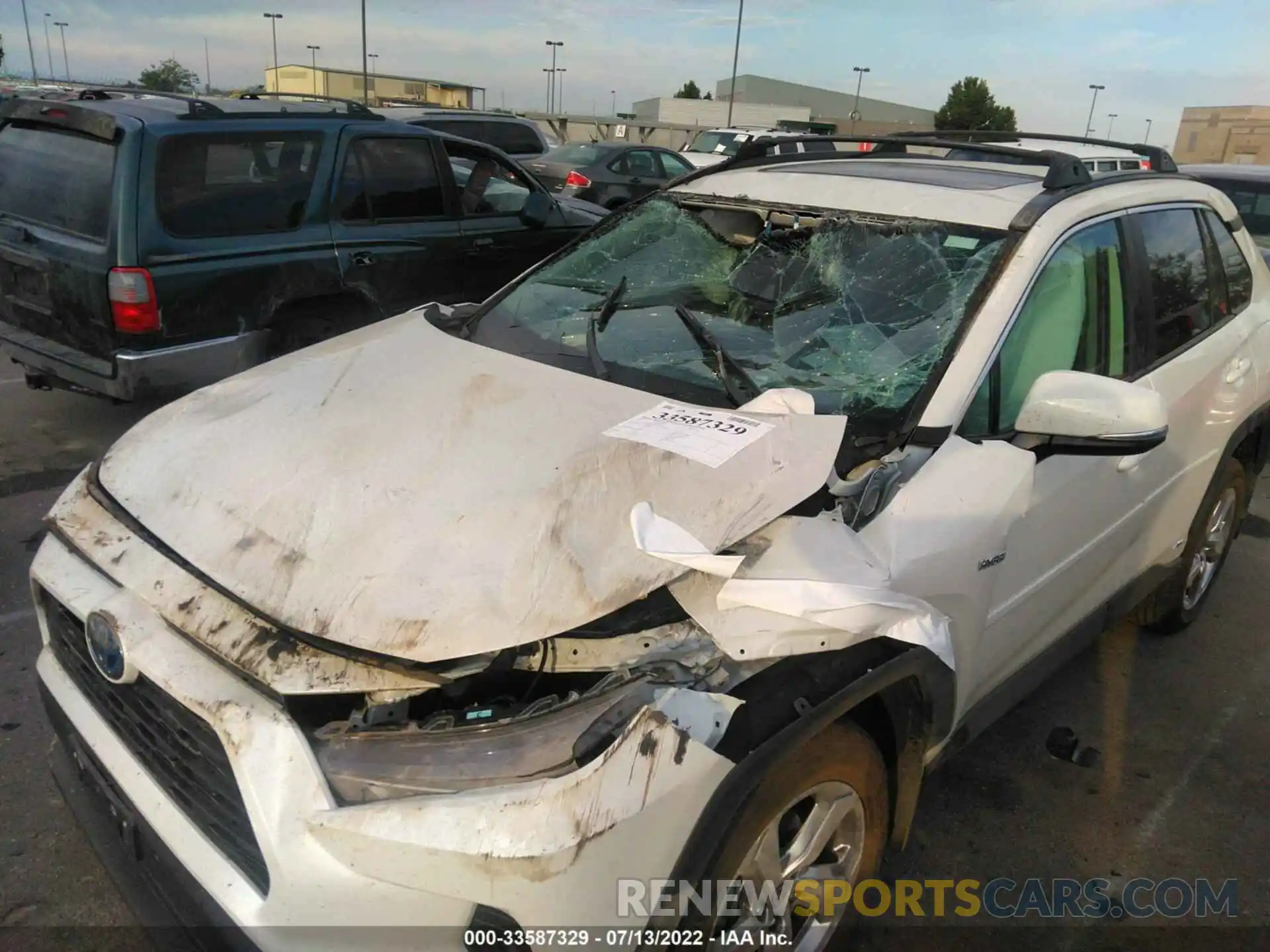 6 Photograph of a damaged car 4T3B6RFV4MU064199 TOYOTA RAV4 2021