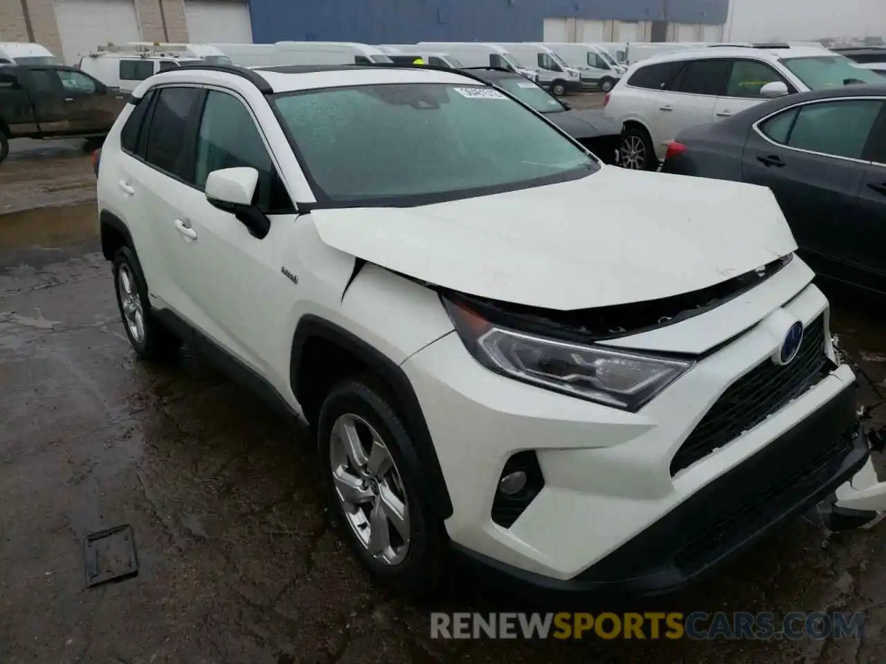 1 Photograph of a damaged car 4T3B6RFV5MU030739 TOYOTA RAV4 2021