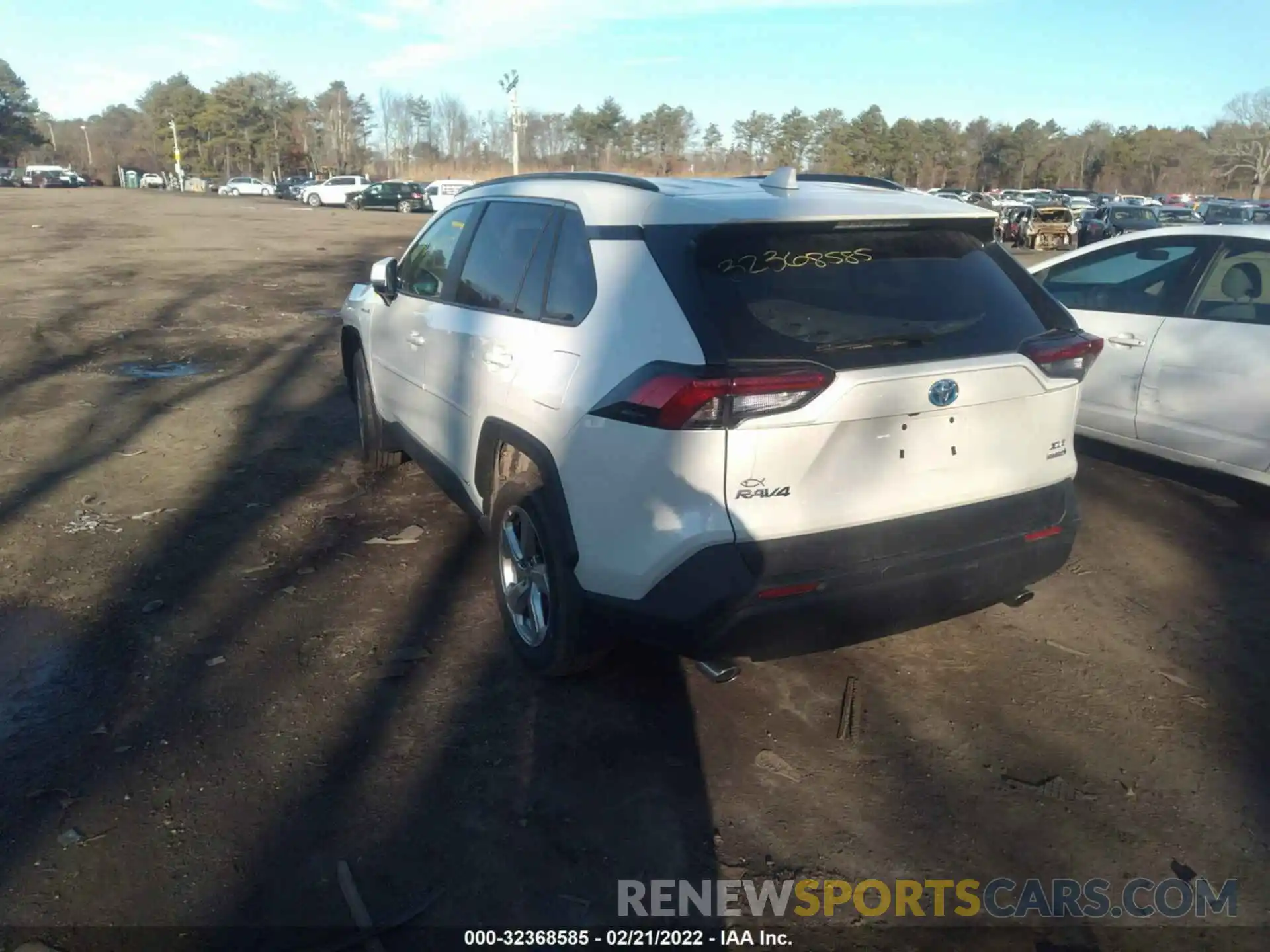 3 Photograph of a damaged car 4T3B6RFV5MU042812 TOYOTA RAV4 2021