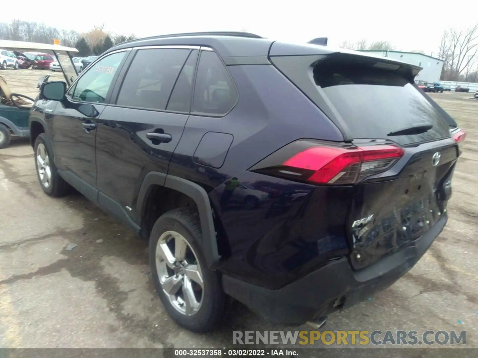 3 Photograph of a damaged car 4T3B6RFV5MU043555 TOYOTA RAV4 2021