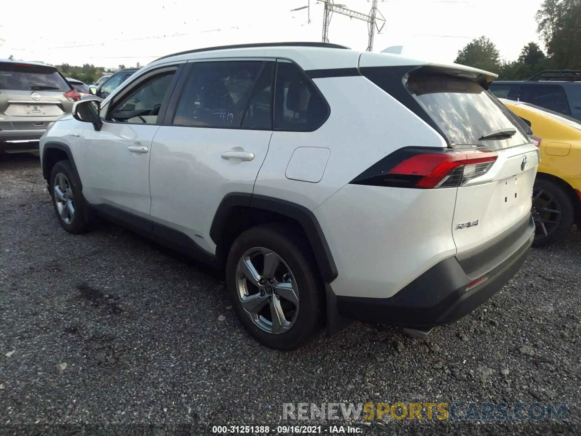 3 Photograph of a damaged car 4T3B6RFV5MU045080 TOYOTA RAV4 2021