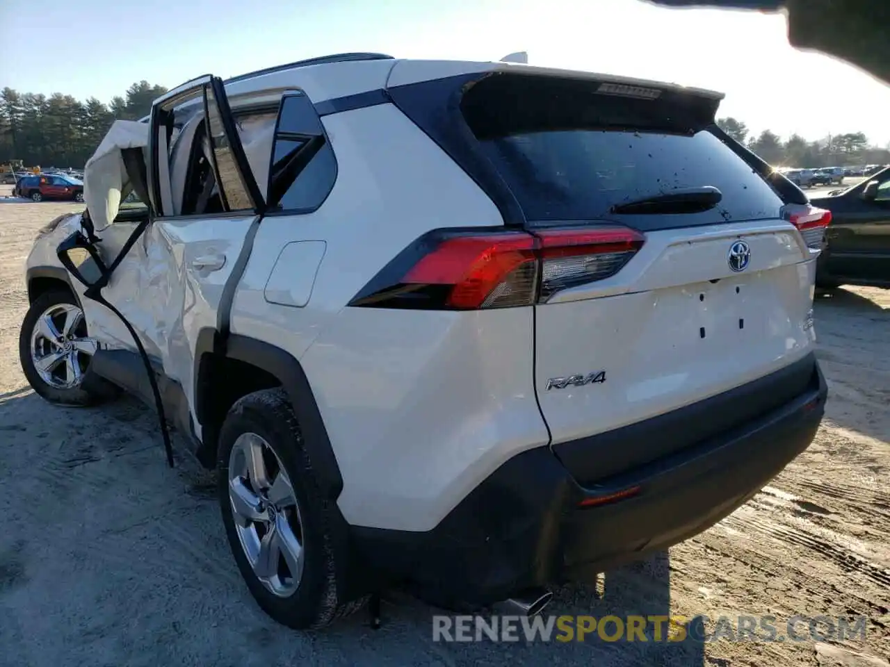 3 Photograph of a damaged car 4T3B6RFV5MU054748 TOYOTA RAV4 2021