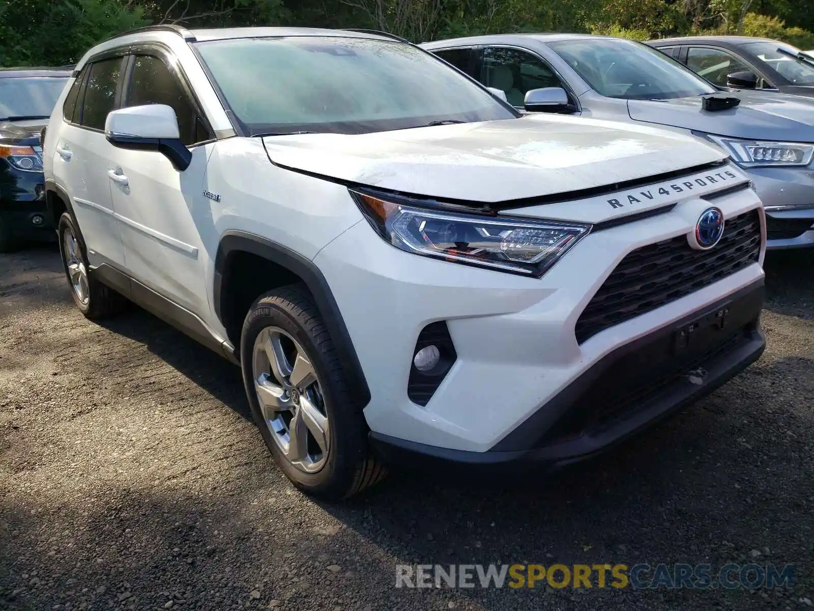 1 Photograph of a damaged car 4T3B6RFV6MU029843 TOYOTA RAV4 2021