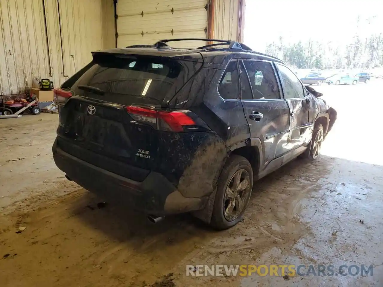 4 Photograph of a damaged car 4T3B6RFV6MU033469 TOYOTA RAV4 2021