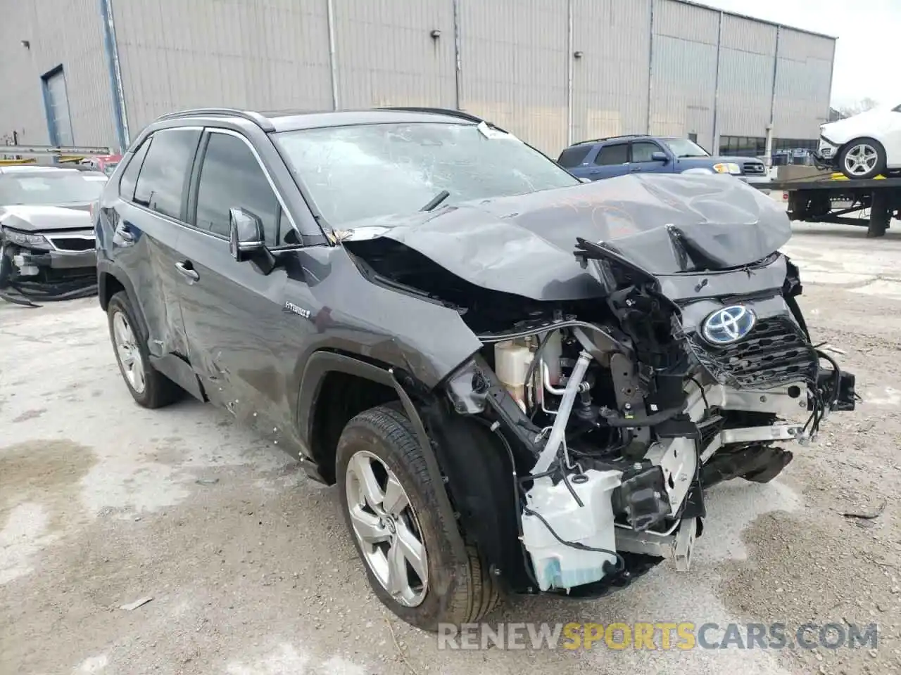 1 Photograph of a damaged car 4T3B6RFV7MU018446 TOYOTA RAV4 2021