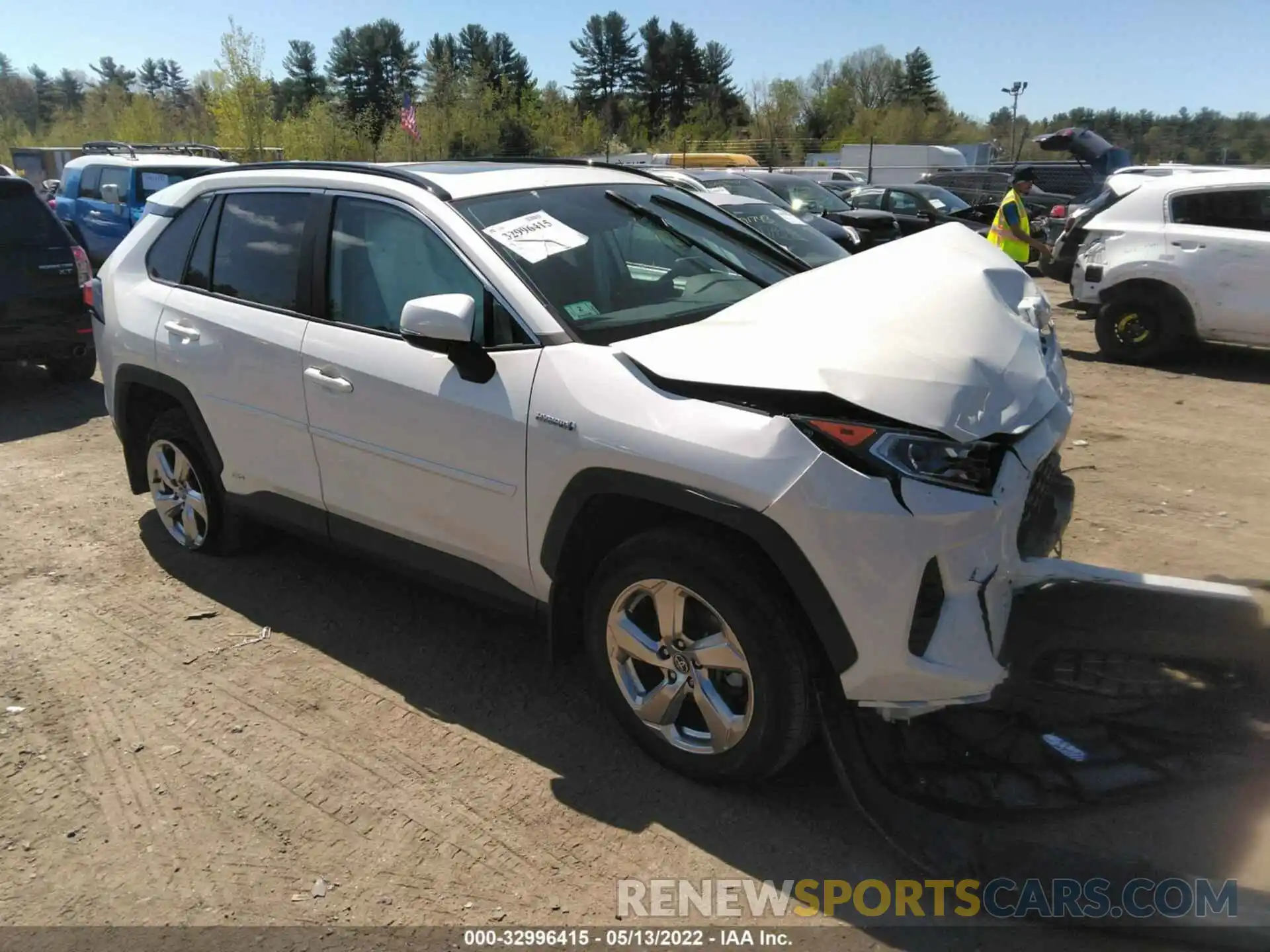 1 Photograph of a damaged car 4T3B6RFV7MU026515 TOYOTA RAV4 2021