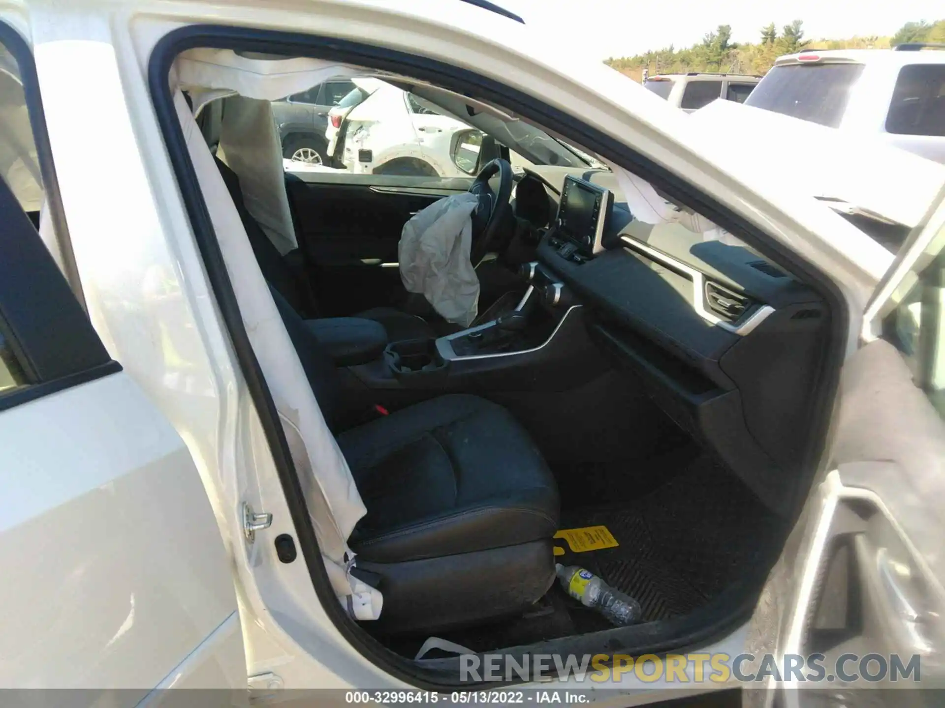 5 Photograph of a damaged car 4T3B6RFV7MU026515 TOYOTA RAV4 2021