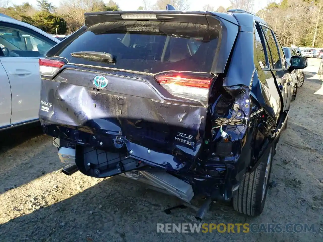 9 Photograph of a damaged car 4T3B6RFV7MU034419 TOYOTA RAV4 2021