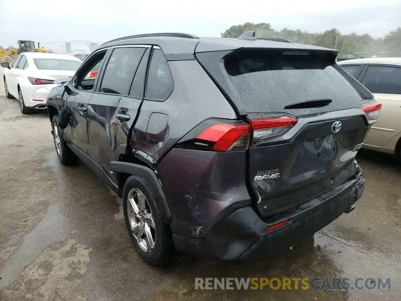 3 Photograph of a damaged car 4T3B6RFV7MU036445 TOYOTA RAV4 2021