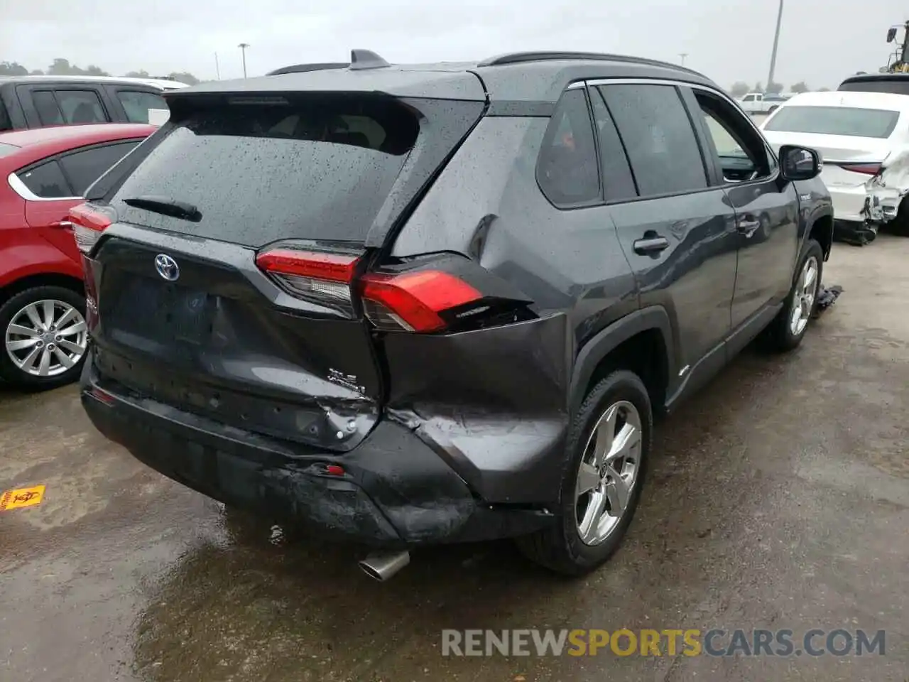 4 Photograph of a damaged car 4T3B6RFV7MU036445 TOYOTA RAV4 2021