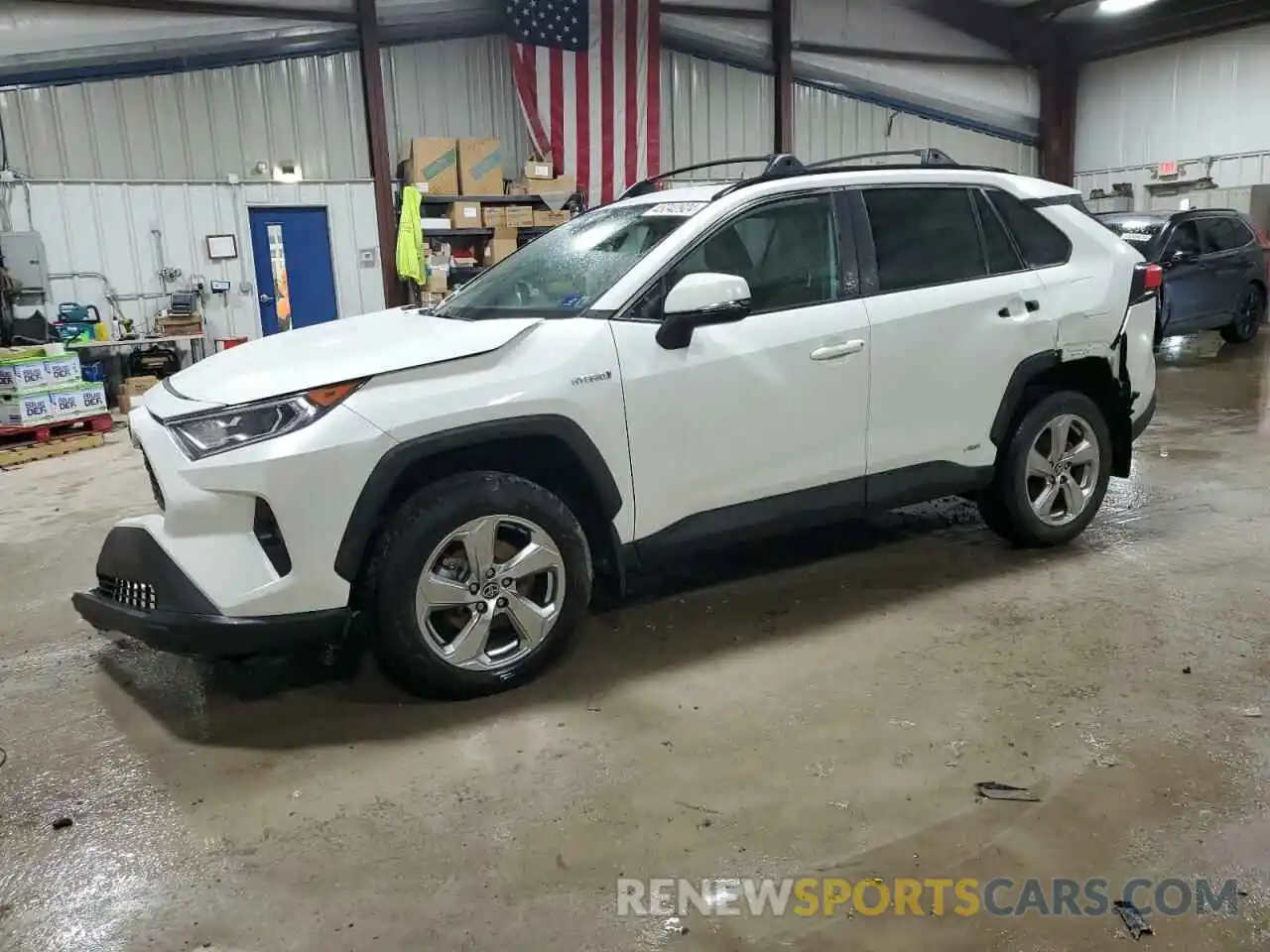 1 Photograph of a damaged car 4T3B6RFV7MU058719 TOYOTA RAV4 2021