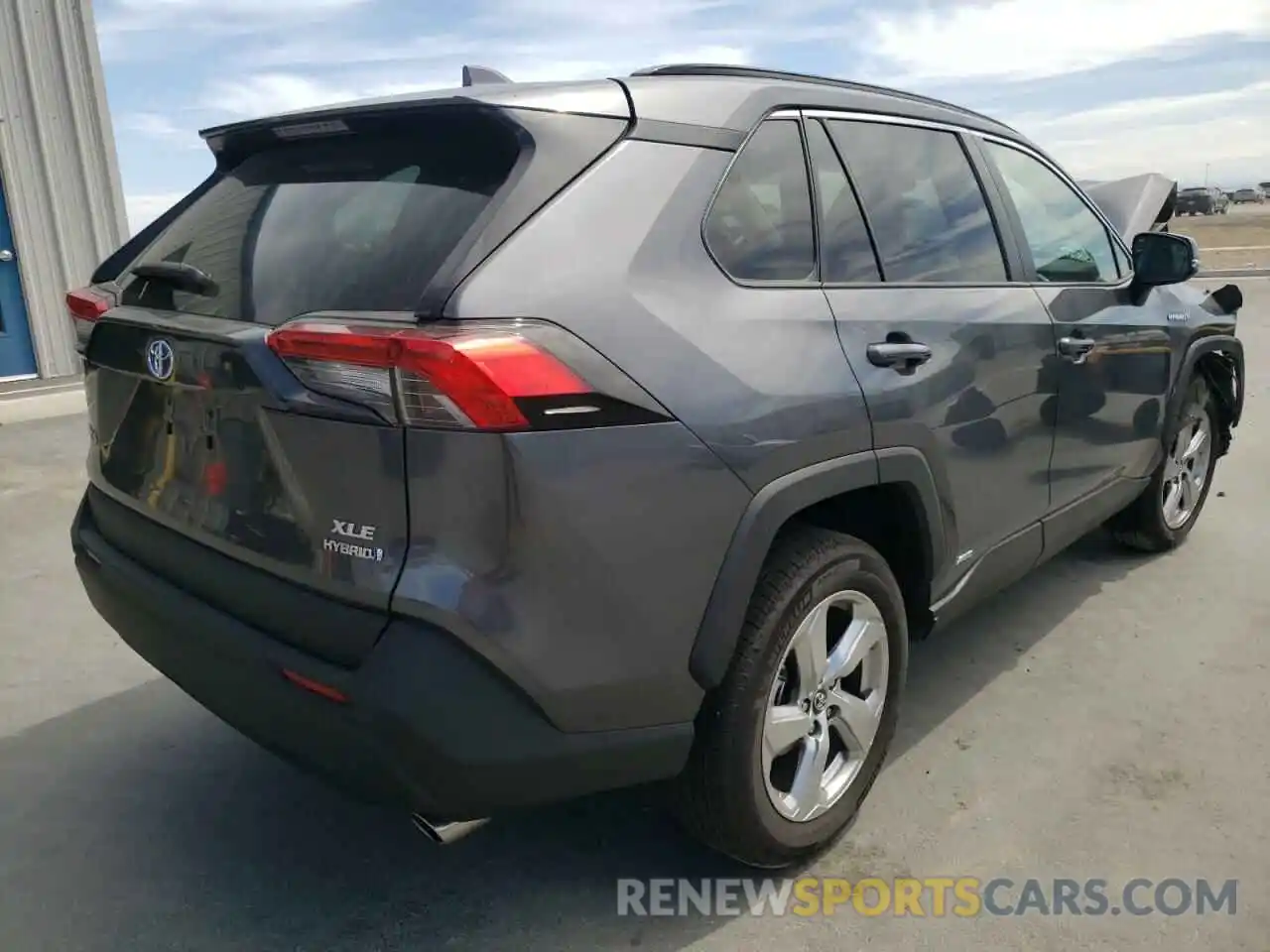 4 Photograph of a damaged car 4T3B6RFV8MU027284 TOYOTA RAV4 2021