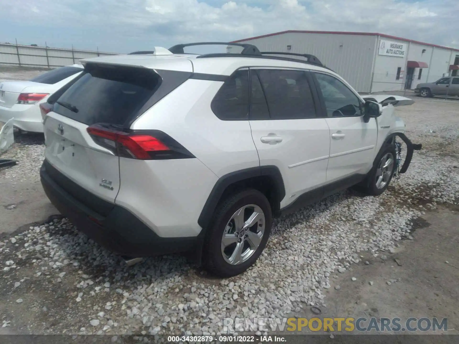 4 Photograph of a damaged car 4T3B6RFV8MU064030 TOYOTA RAV4 2021