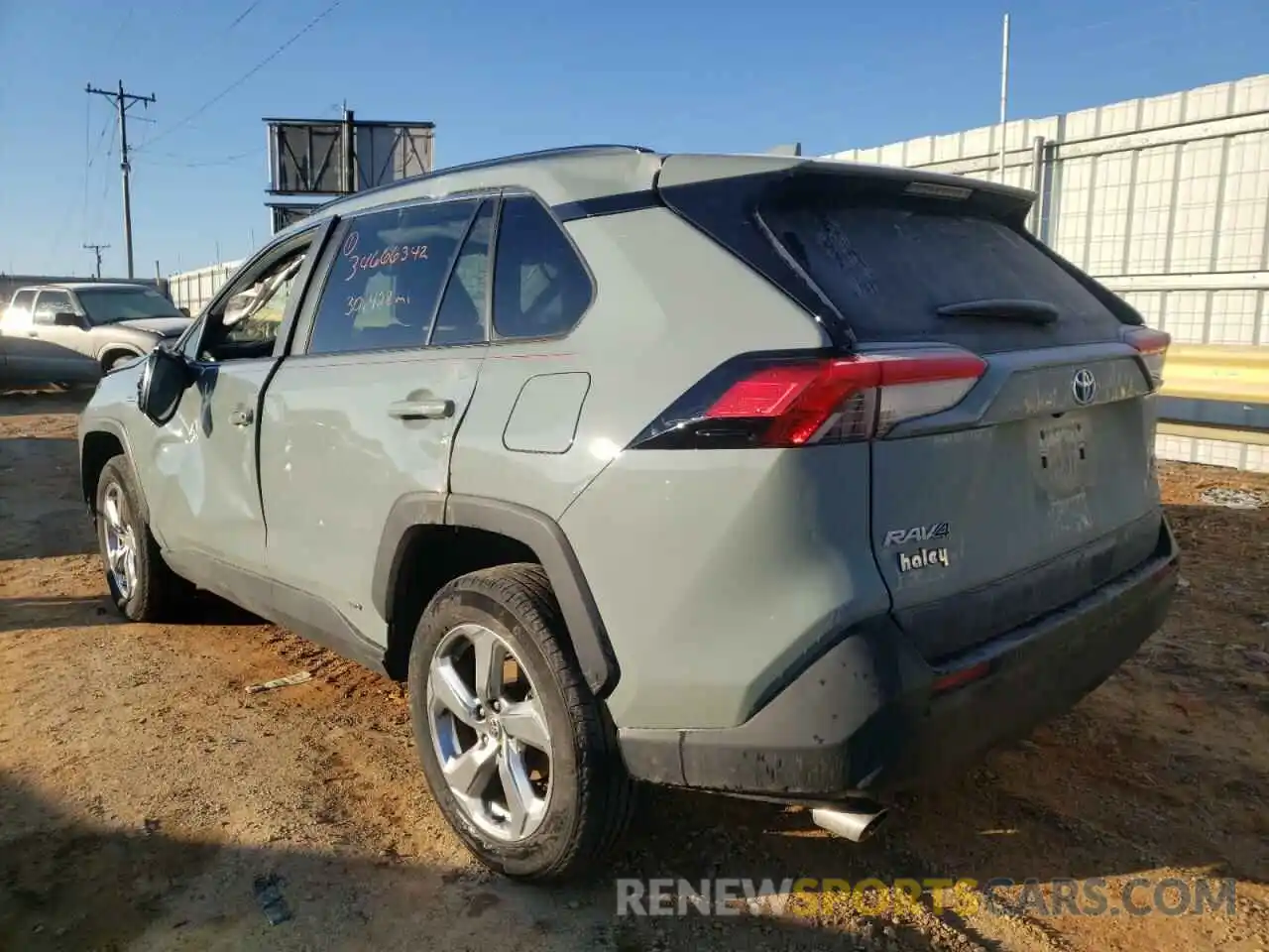 3 Photograph of a damaged car 4T3B6RFV9MU033367 TOYOTA RAV4 2021